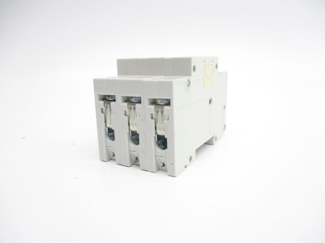 SIEMENS 5SX23 400V 32A UNMP