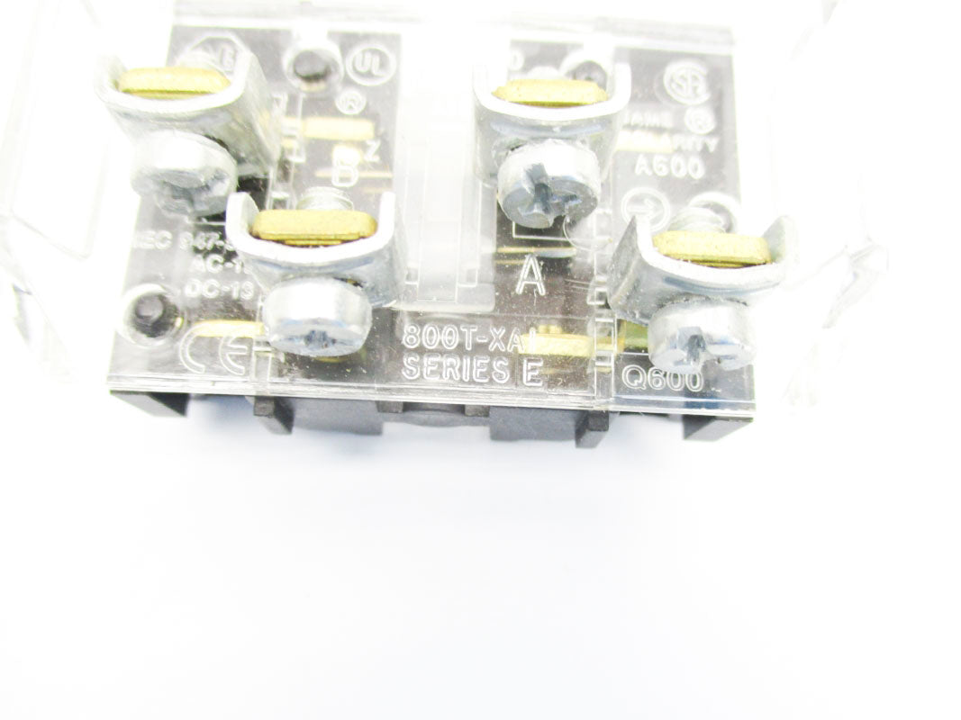 ALLEN BRADLEY 800T-XA SER. E NSNP