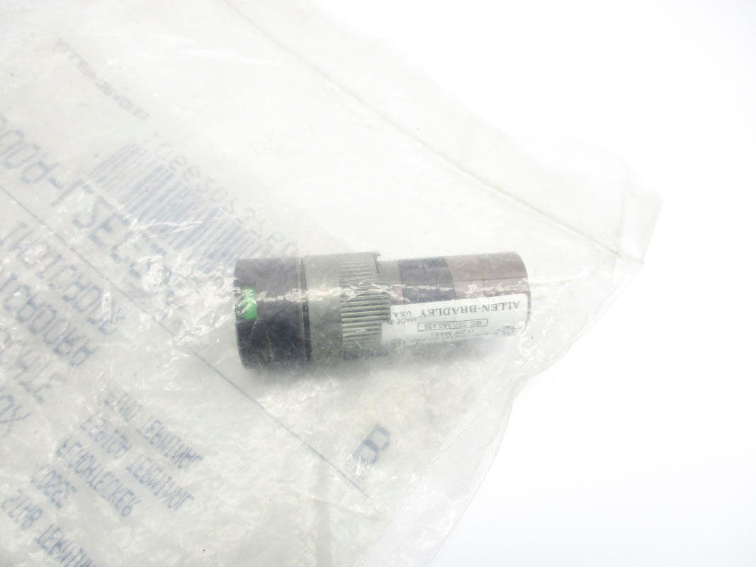 ALLEN BRADLEY 800A-L2EG24C SER. B NSMP