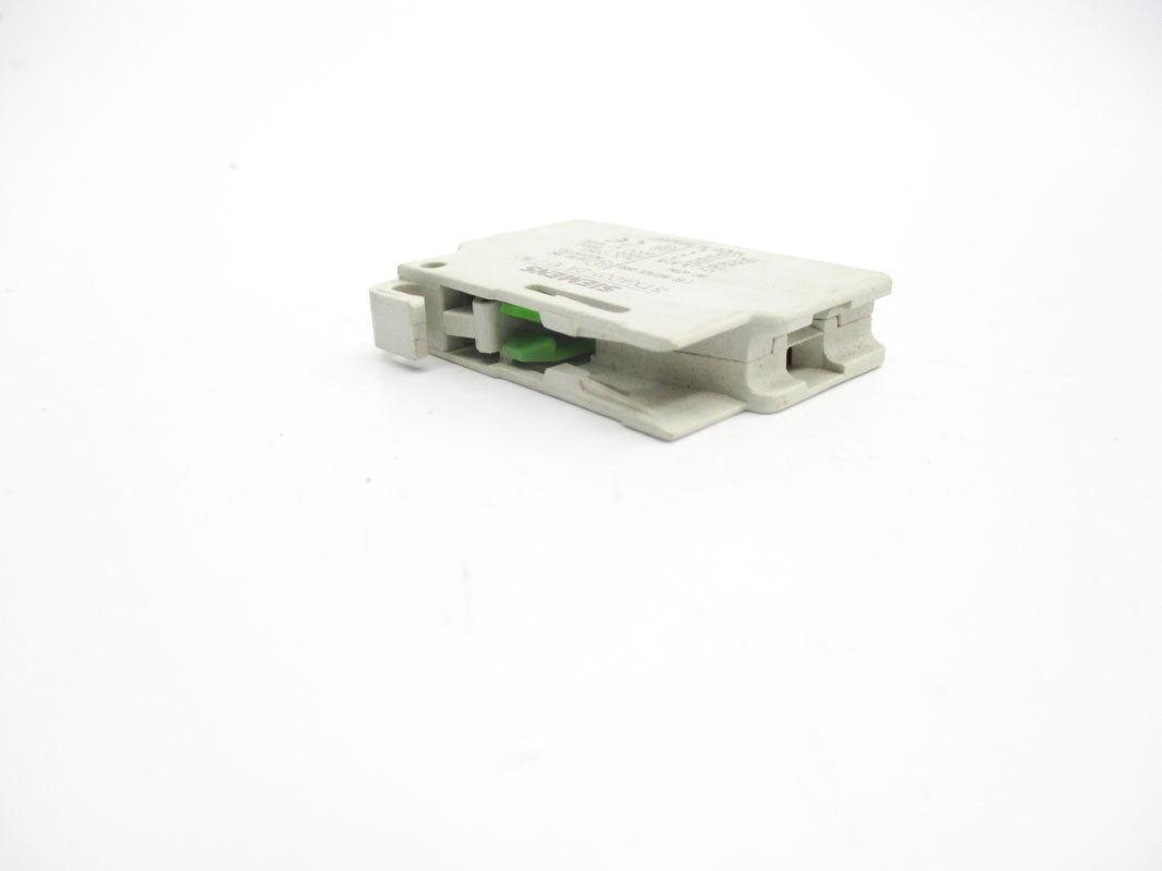 SIEMENS 3TX4001-2A 600VAC 5.6A UNMP
