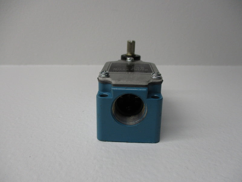 MICROSWITCH 1LS47 SWITCH *NEW NO BOX*