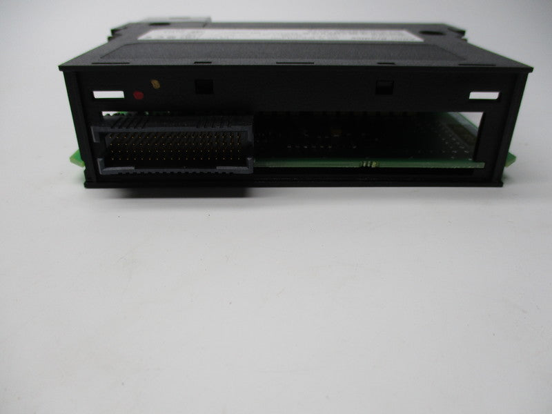 ALLEN BRADLEY 1756-IB16 MODULE DIGITAL INPUT 24VDC SER. A F/W: 3.2 NSMP