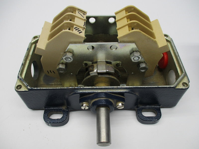 SCHMERSAL TA 471-03/03Y-H-M25-840 UNMP