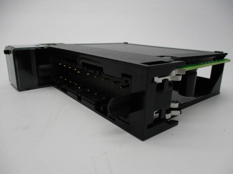 ALLEN BRADLEY 1756-OB16E NSMP