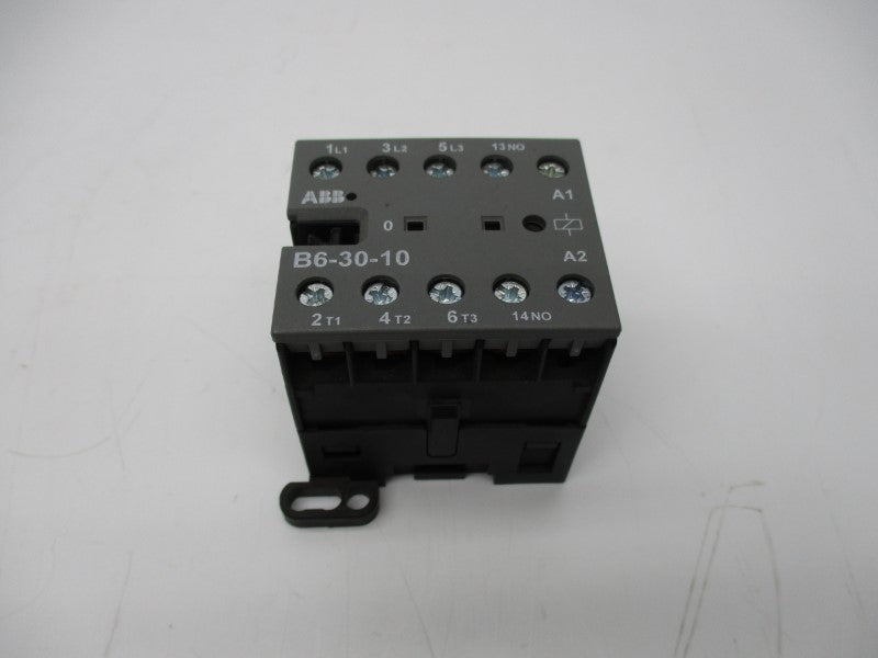 ABB B6-30-10 220/240VAC NSNP