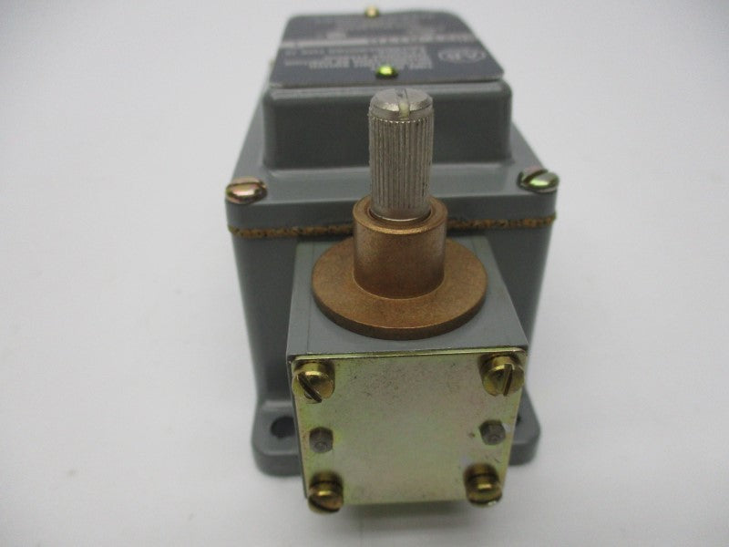 INDUSTRIAL SPARE PART 802T-R1TD SER. 1 (WH) NSMP
