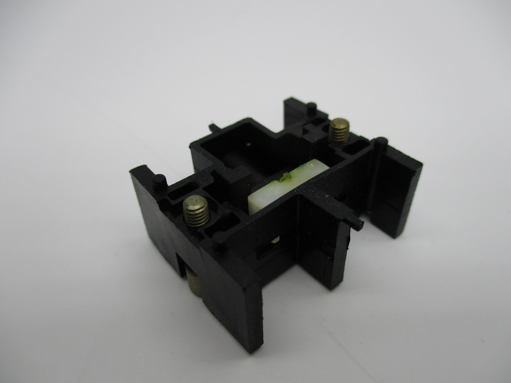 TELEMECANIQUE ZB2-BZ21 NSNP