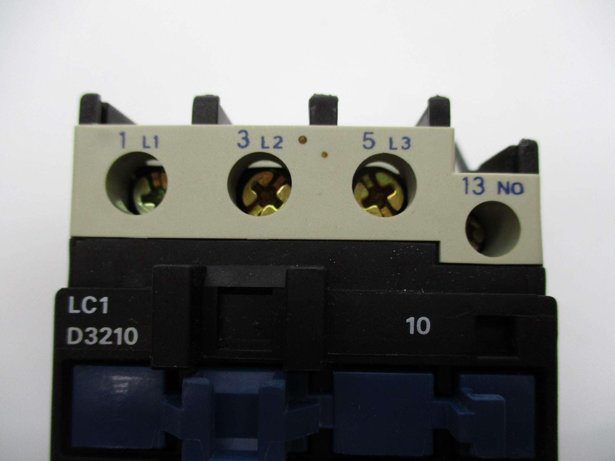 TELEMECANIQUE LC1-D3210F7 110V NSMP