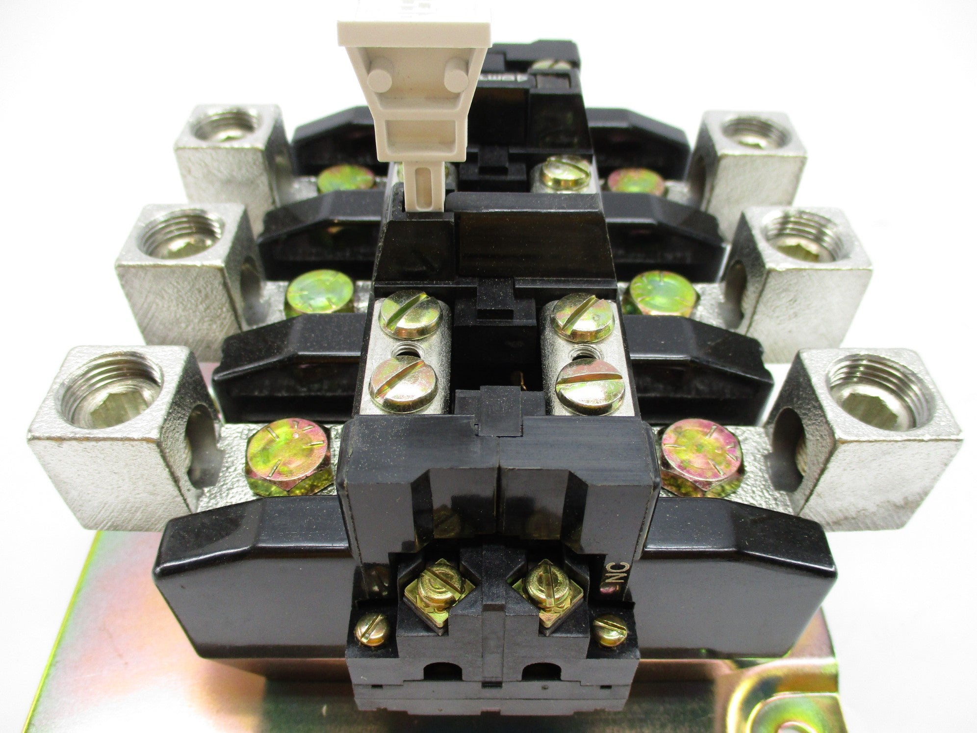 ALLEN BRADLEY 592-EOV16 SER. B 120-600V NSNP