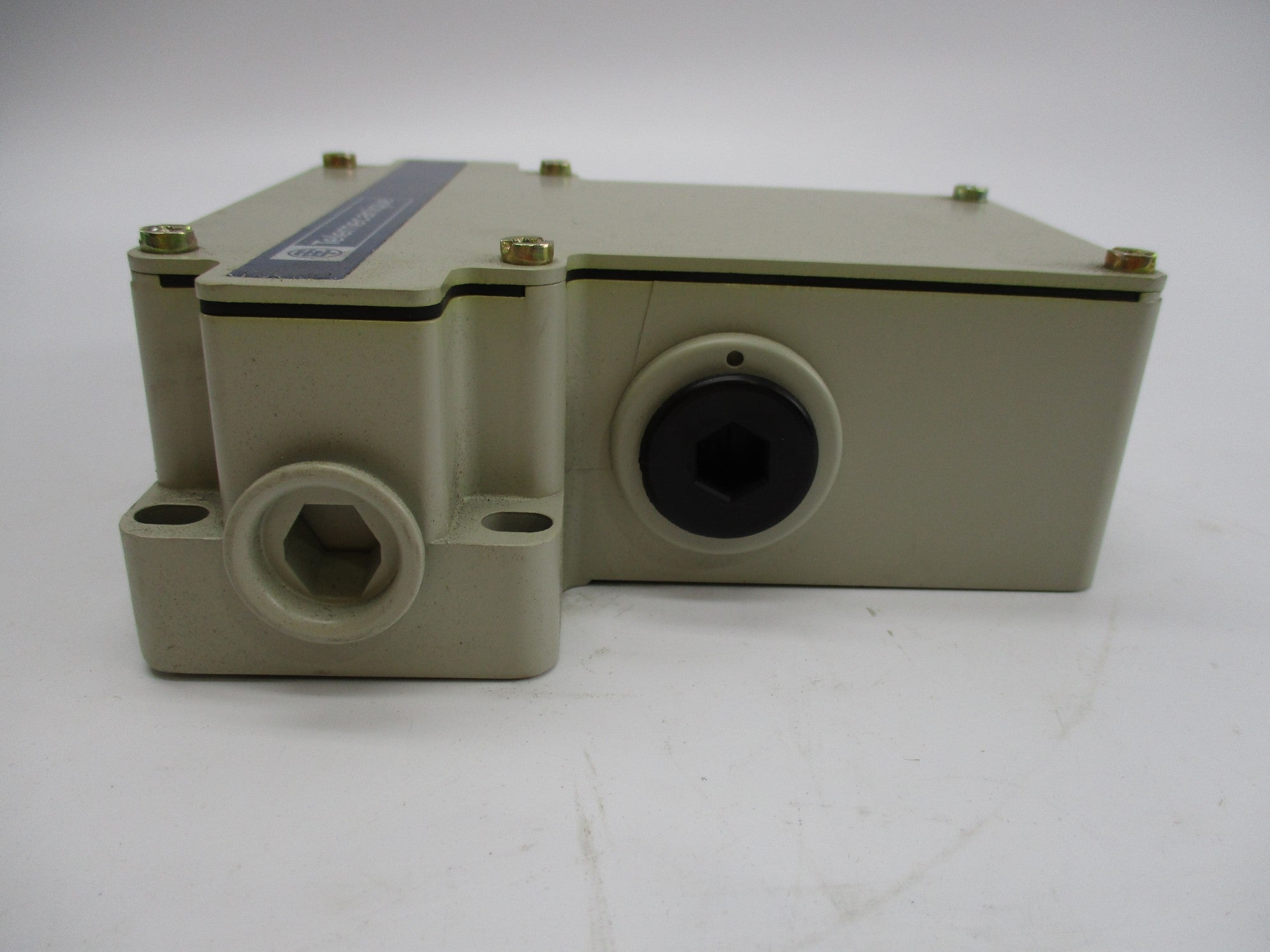 TELEMECANIQUE XY2CE3A010H7 120V NSNP