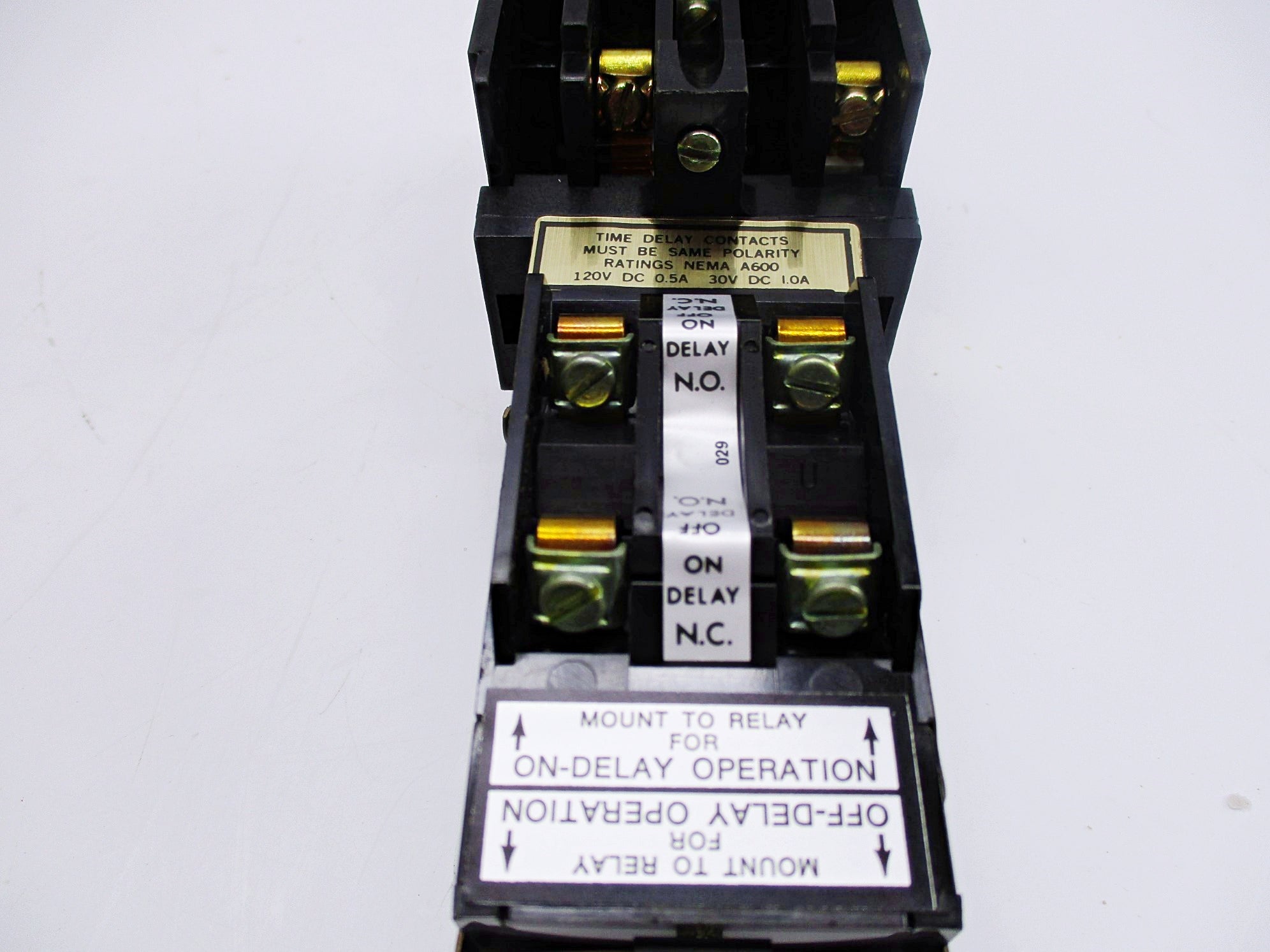 GENERAL ELECTRIC CR122B01122A SER. A 110/120V NSMP