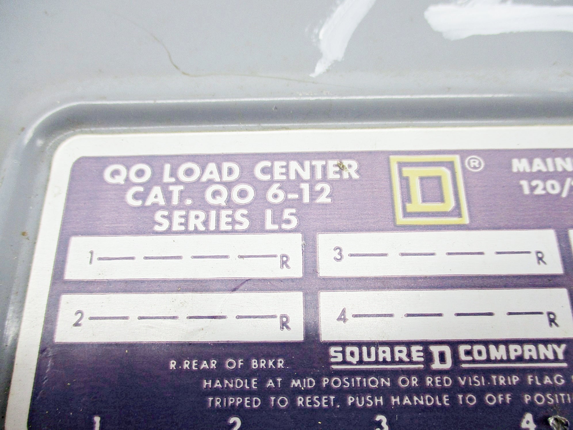 SQUARE D QO6-12 SER. L5 UNMP