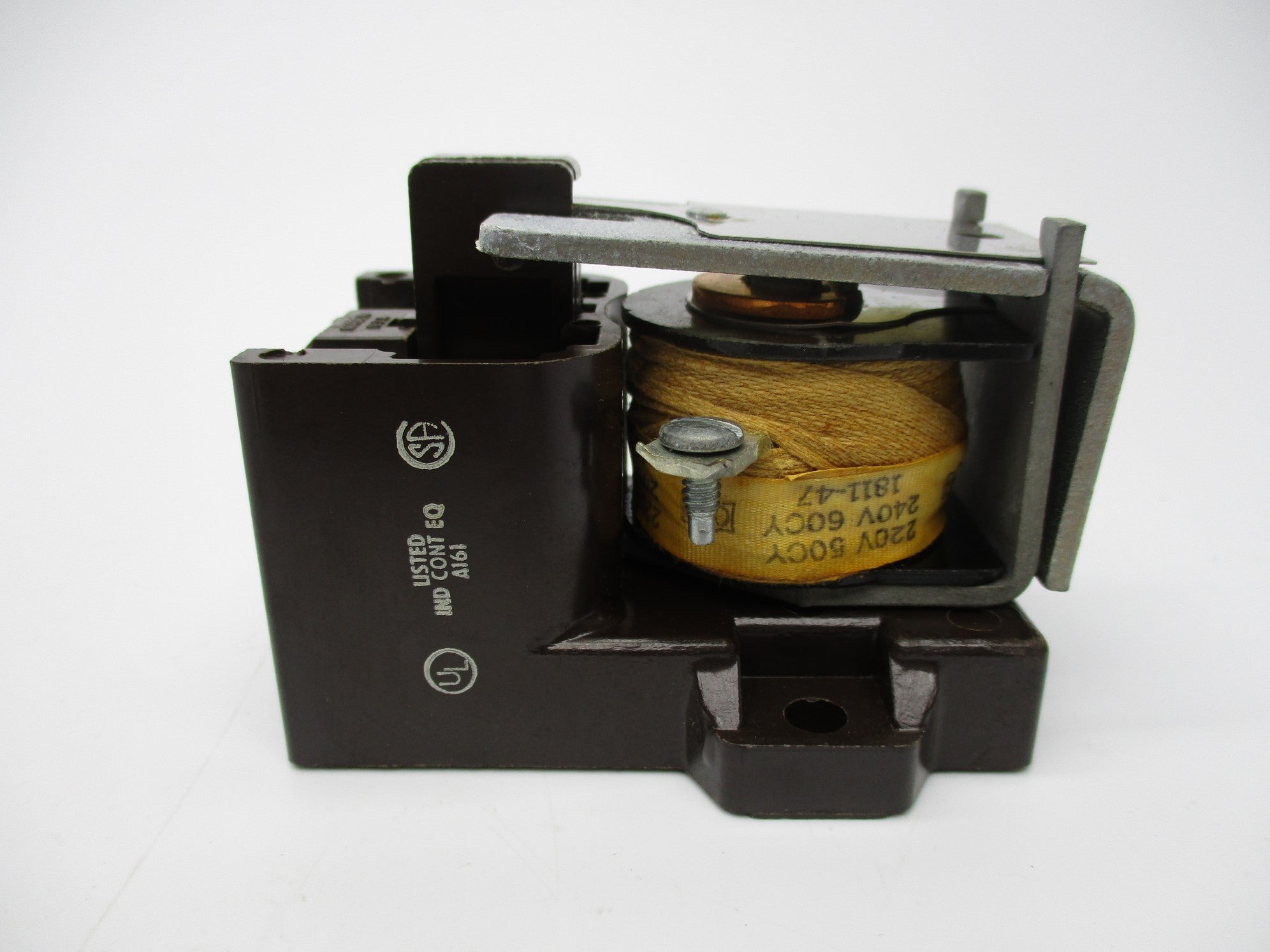 CUTLER HAMMER 9575H2441A 16A 220/240V NSNP