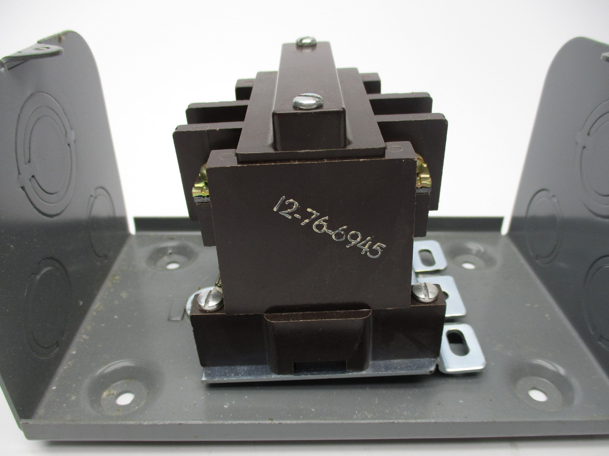 CUTLER HAMMER 9560H1412B 104/120V UNMP