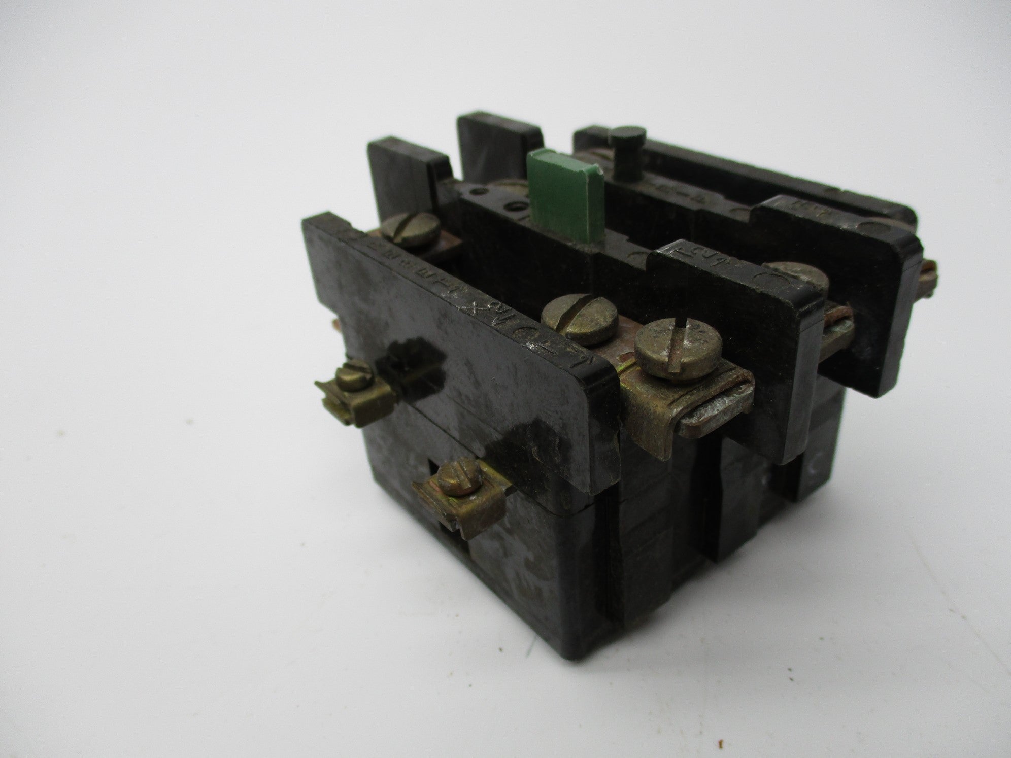 FURNAS 48DC38AA3 600V UNMP