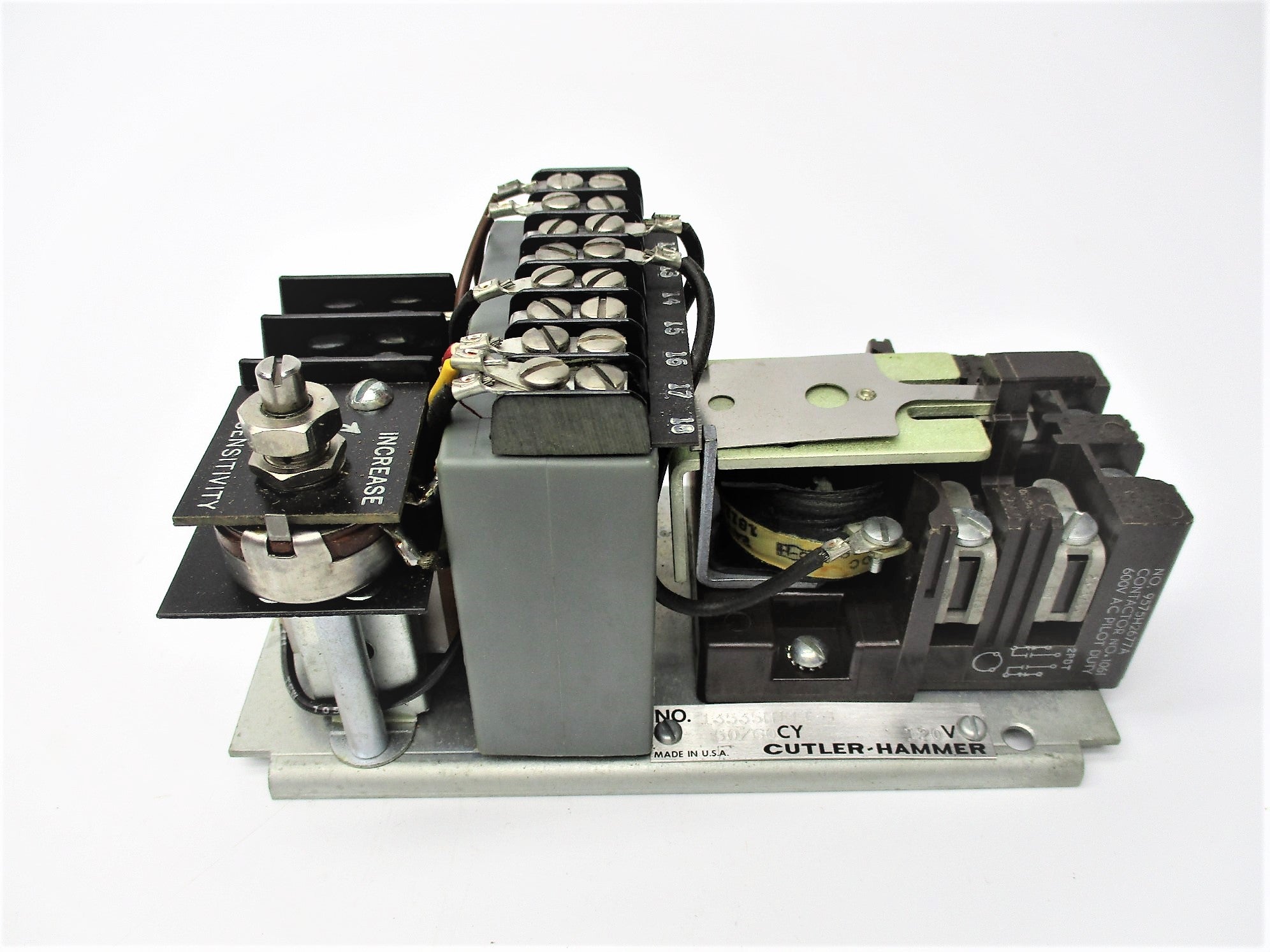 CUTLER HAMMER 13535H111-1 120V NSNP