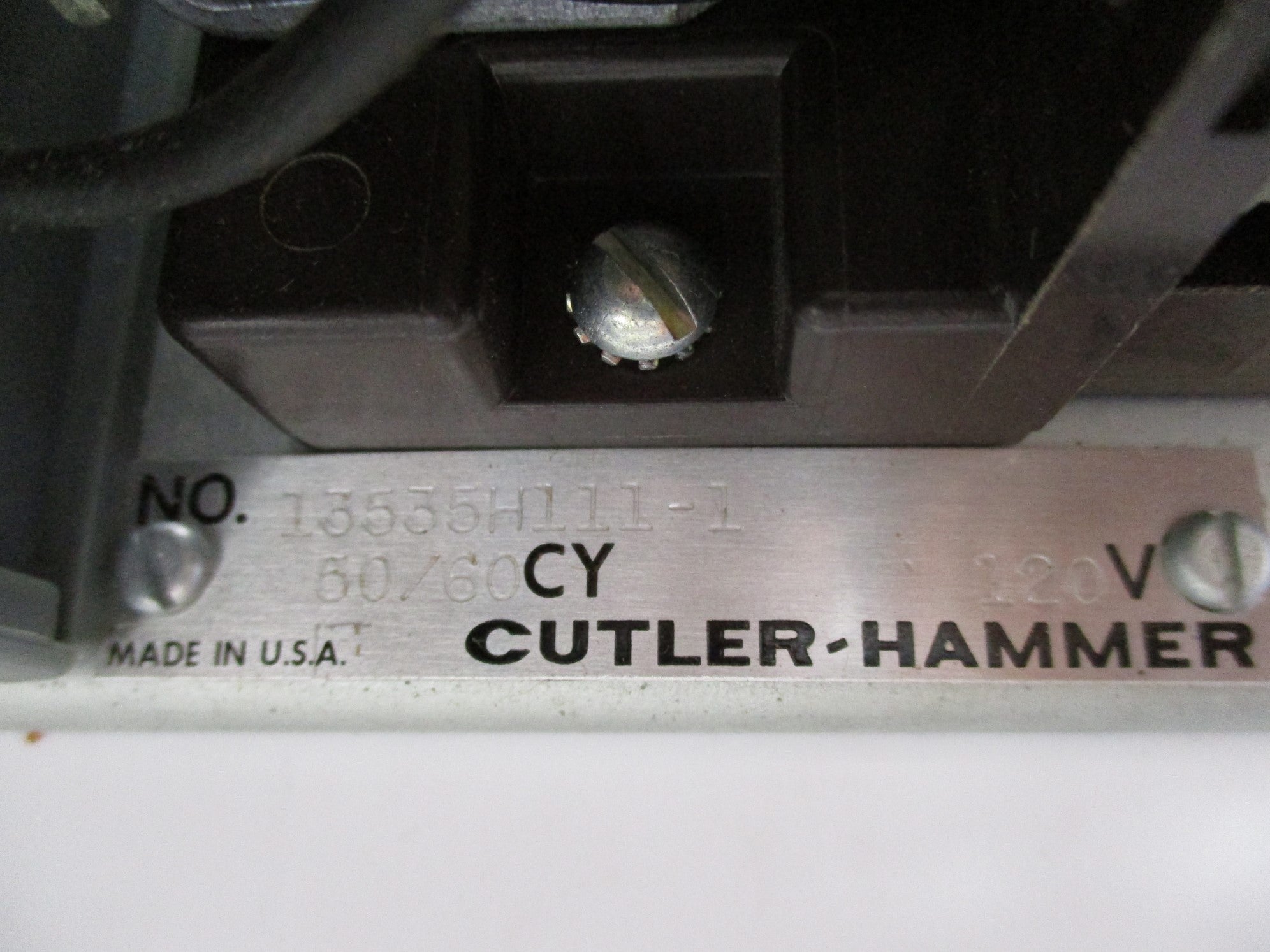 CUTLER HAMMER 13535H111-1 120V NSNP