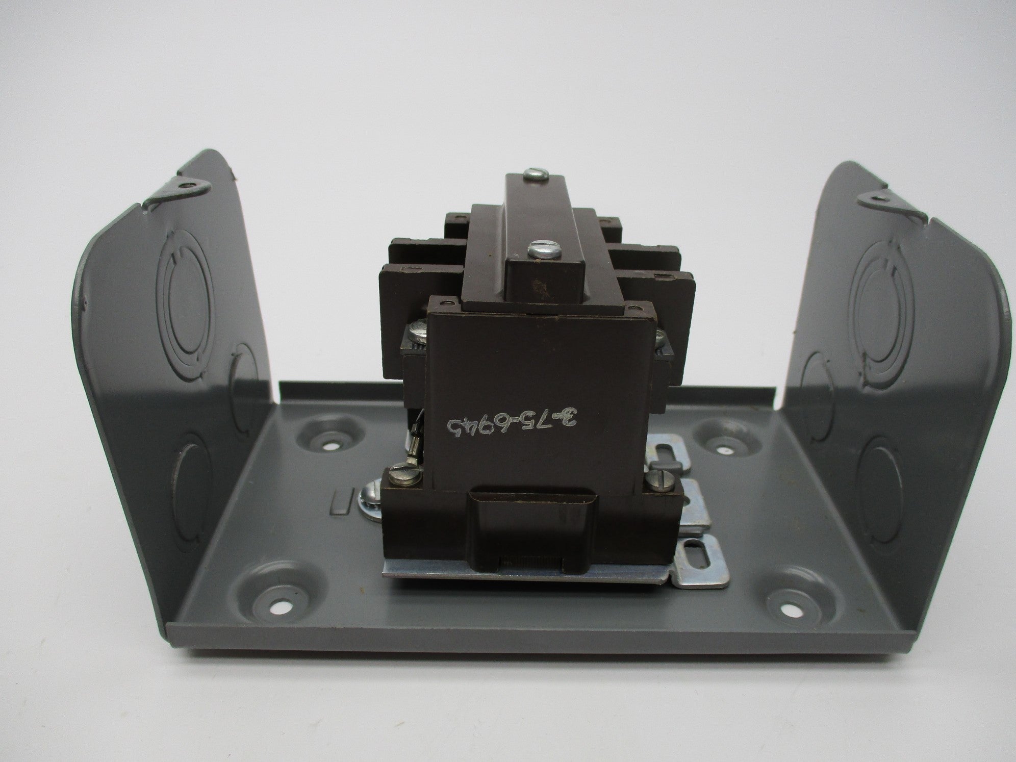 CUTLER HAMMER 9560H1405A 104/120V NSNP