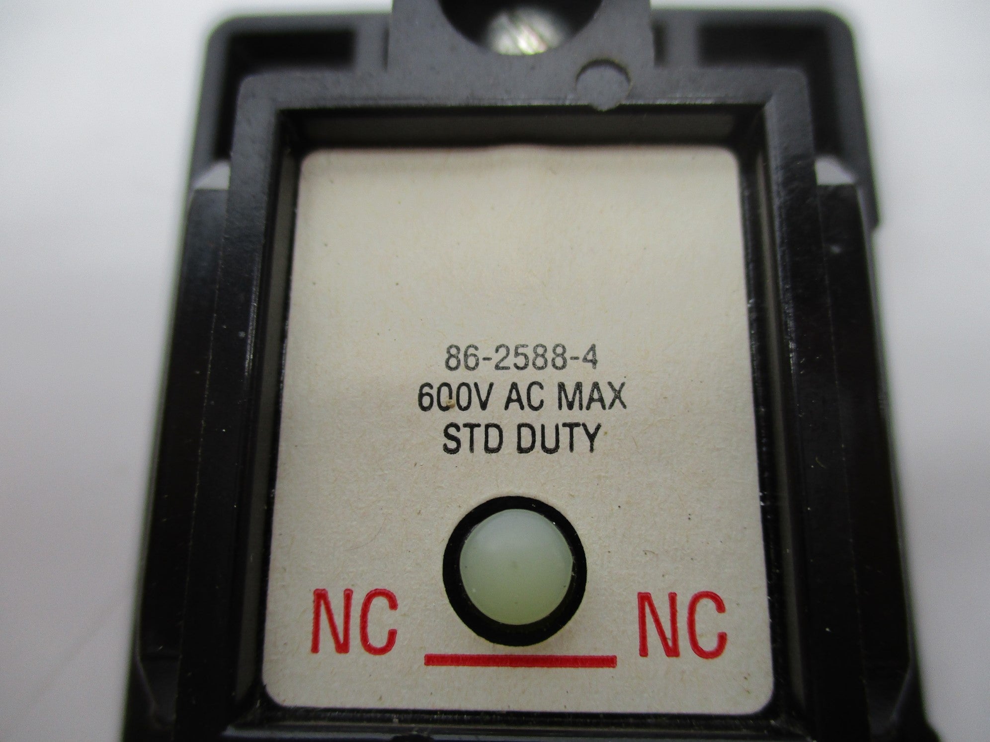 CUTLER HAMMER 86-2588-4 NSNP