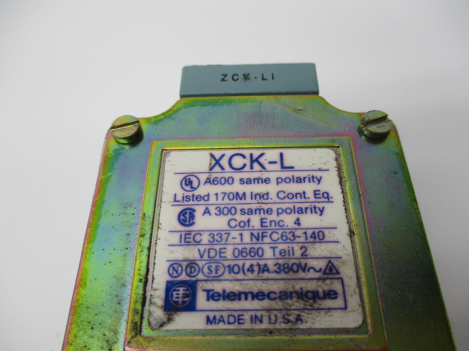 TELEMECANIQUE XCK-L 380V 10A NSNP