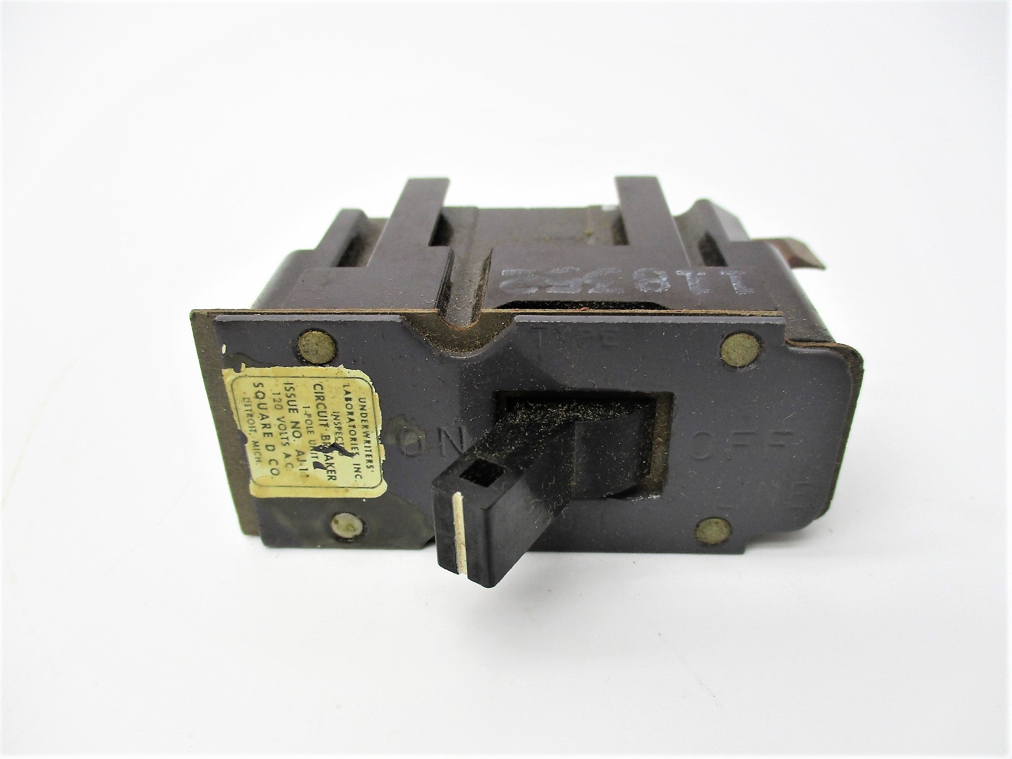 SQUARE D 118352 20A 120V NSNP