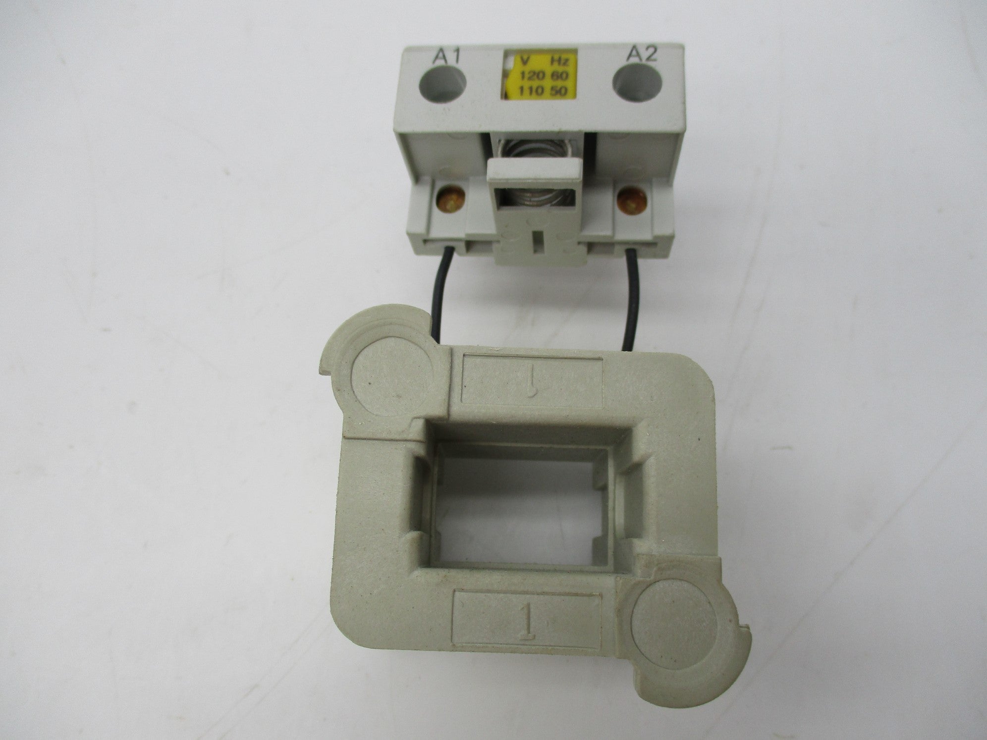 SIEMENS 3TY7463-0AK6 110/120V NSNP