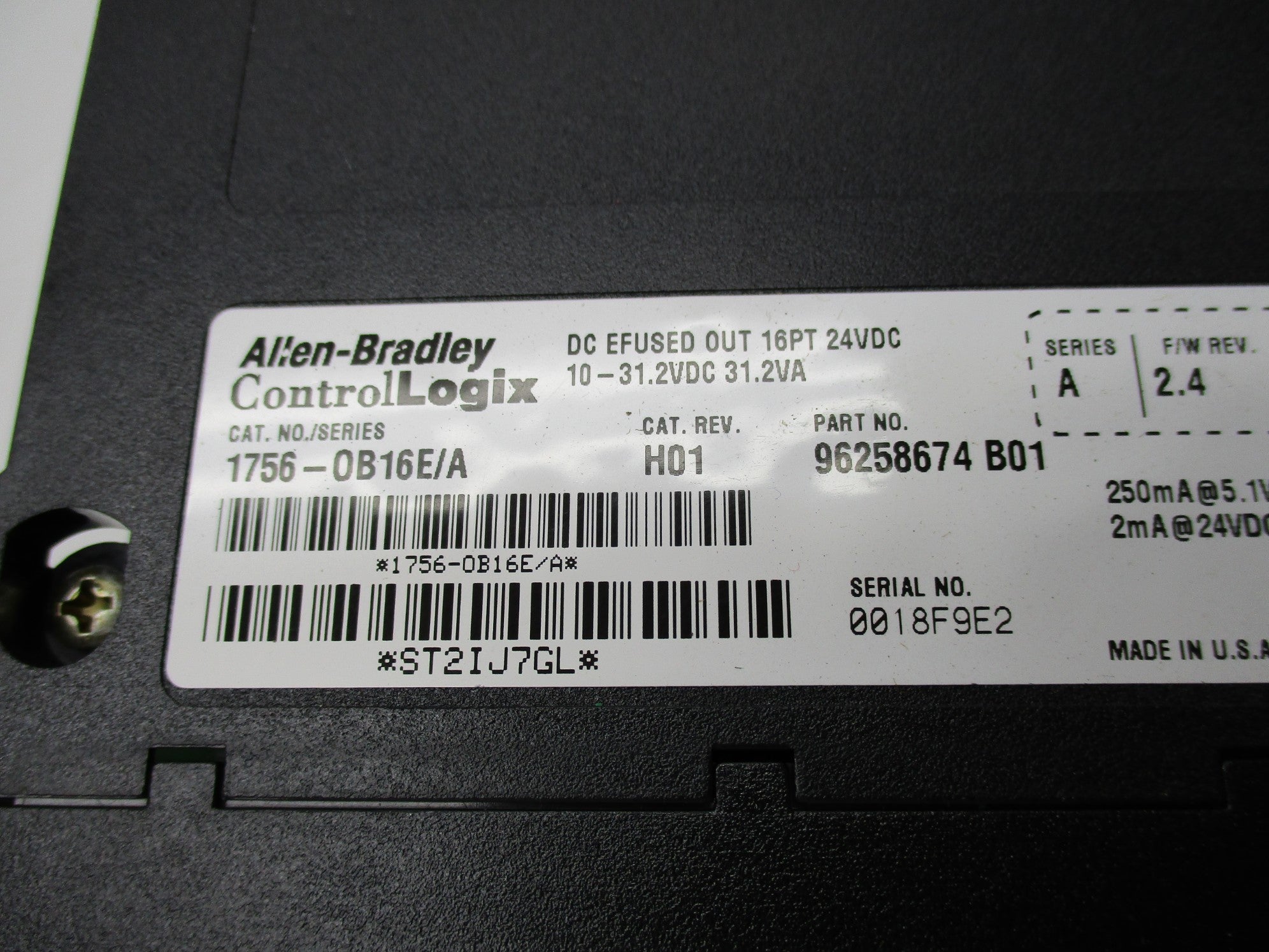 ALLEN BRADLEY 1756-OB16E SER. A F/W 2.4 UNMP