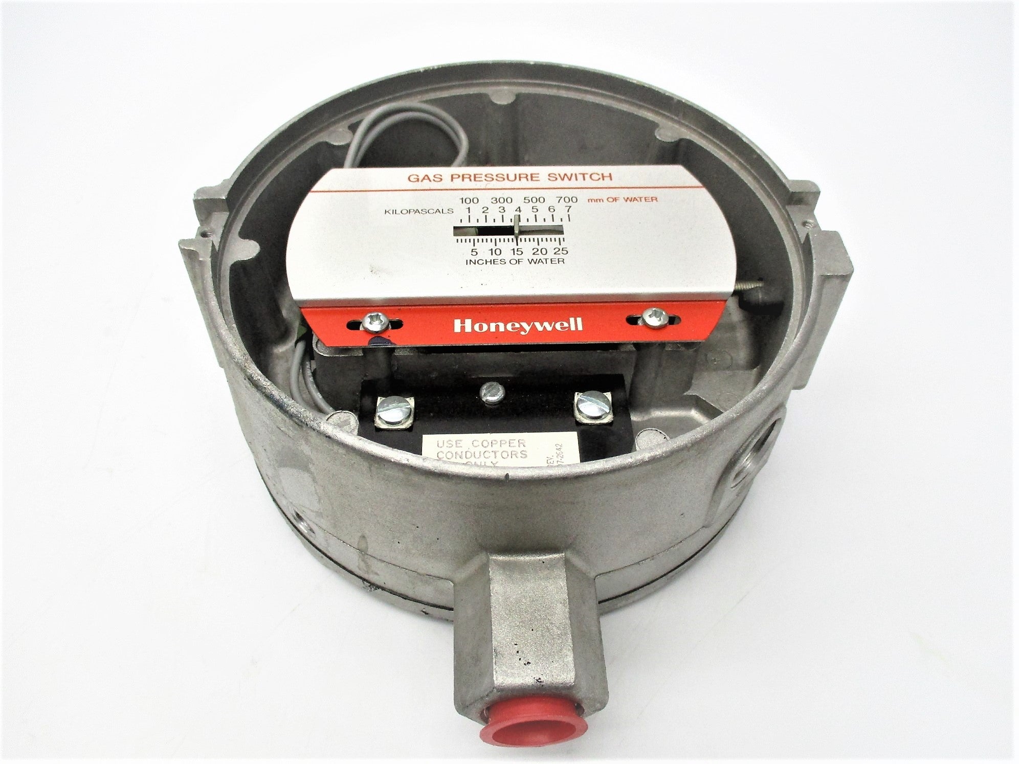 HONEYWELL C437D.E.G.H 240VAC 30.6A (AS PICTURED) NSNP