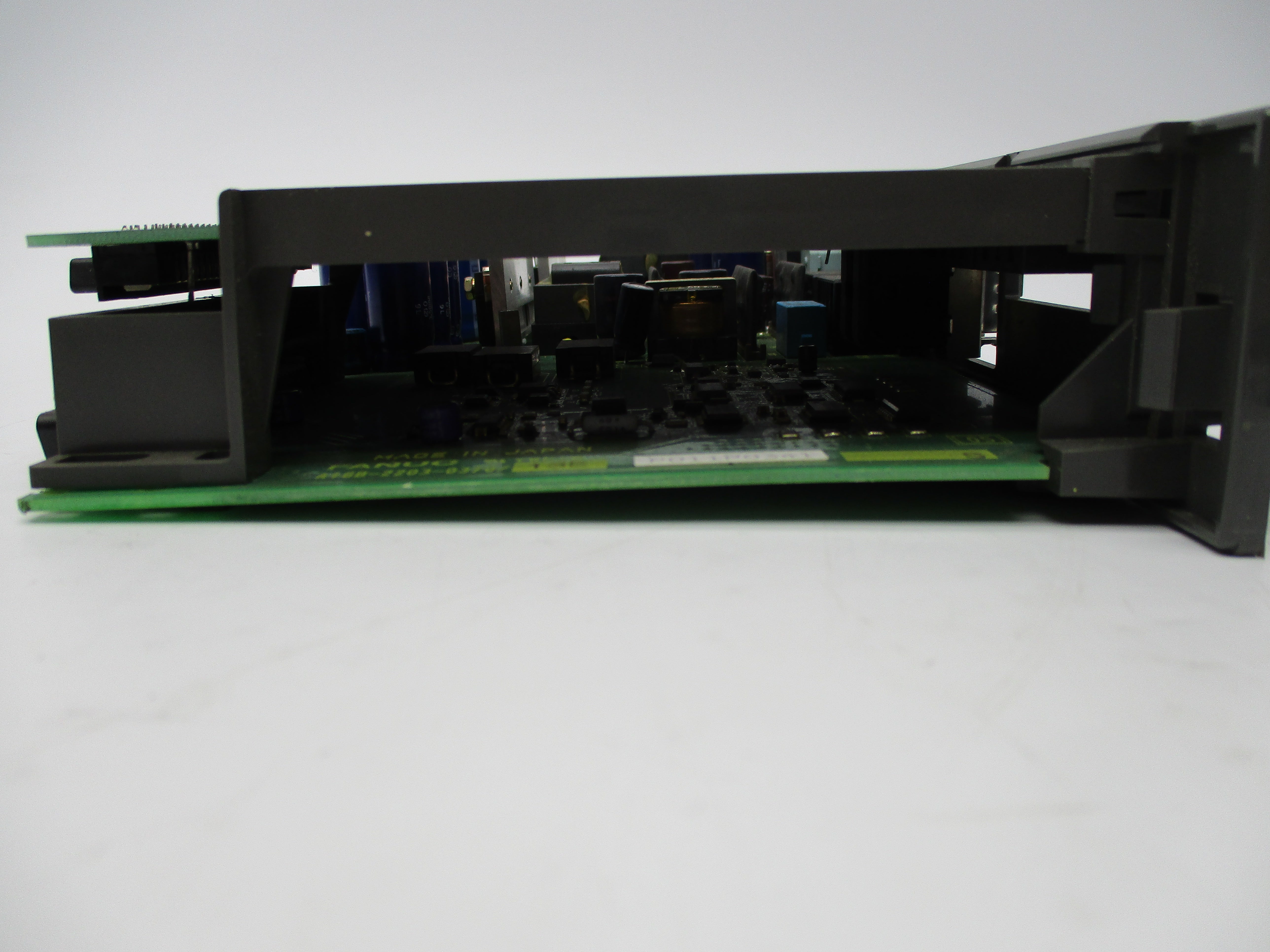 FANUC A16B-2203-0370/13E 200-240V 2.5A  UNMP