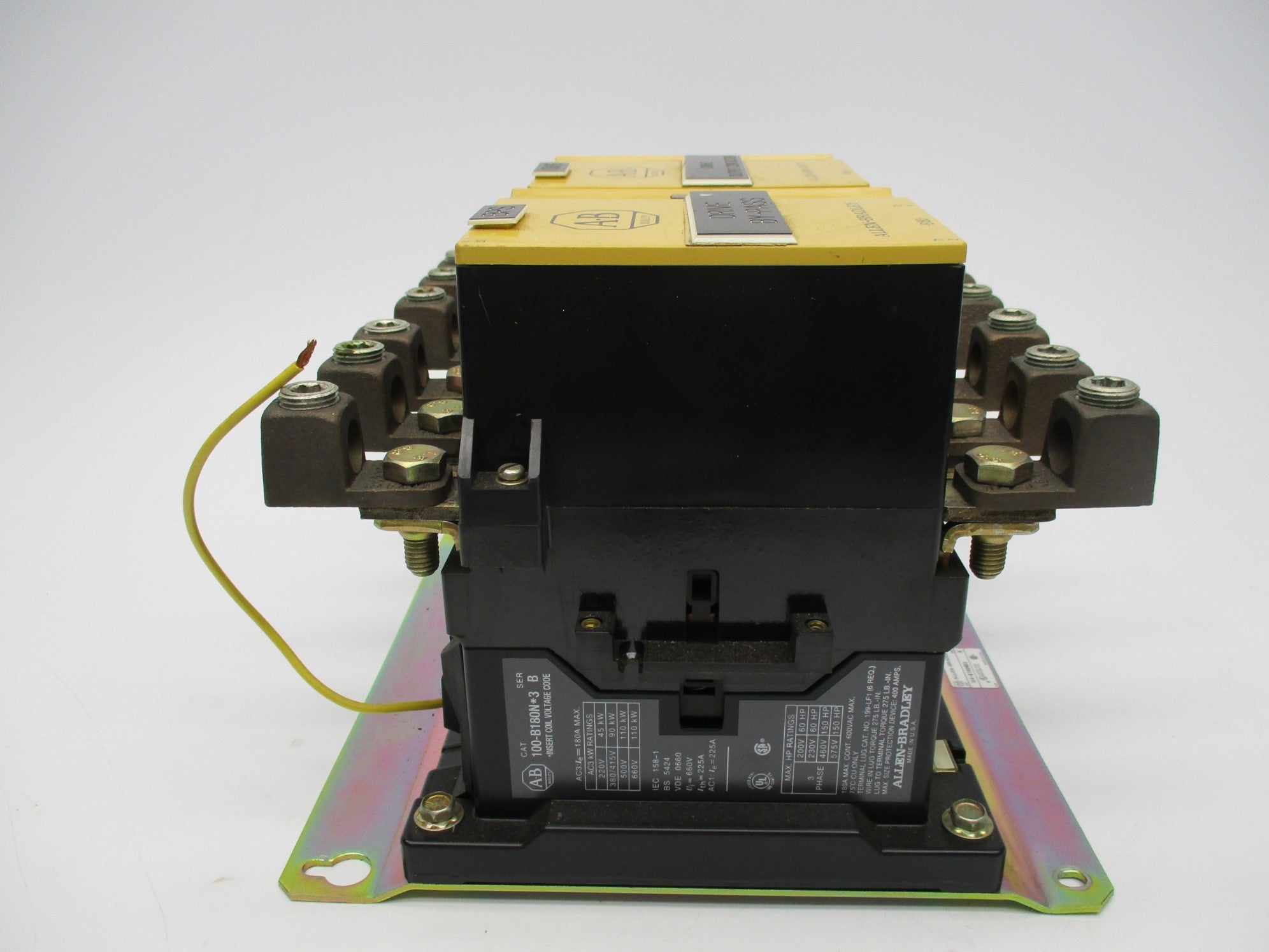 ALLEN BRADLEY 104-B180ND3 SER. A 110/120V NSNP