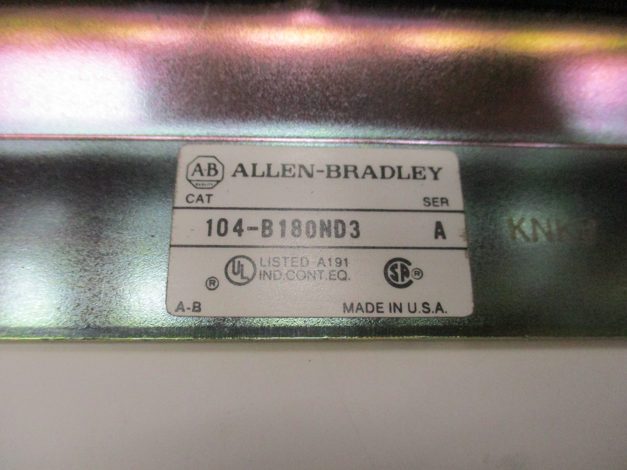 ALLEN BRADLEY 104-B180ND3 SER. A 110/120V NSNP