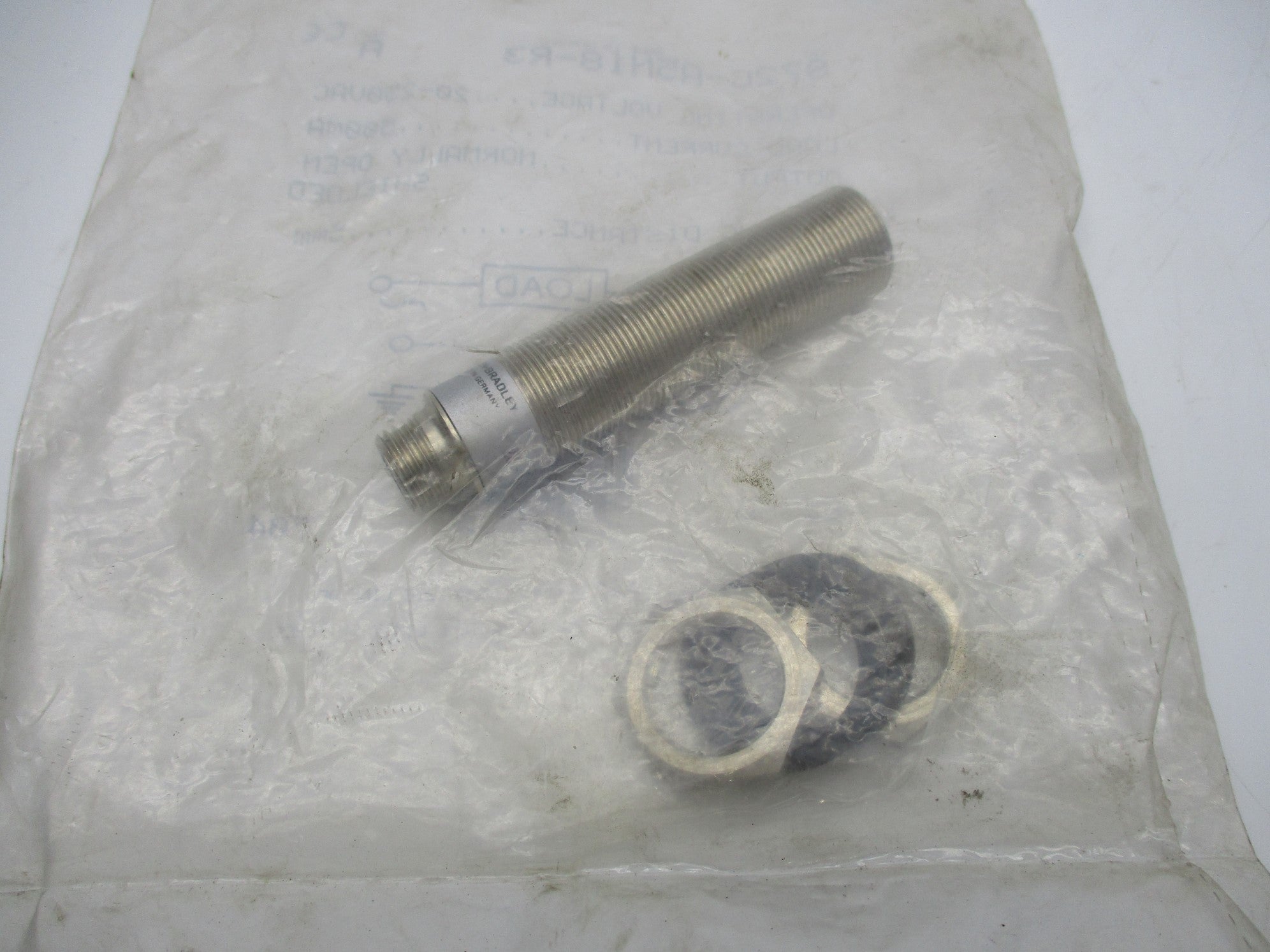 ALLEN BRADLEY 872C-A5N18-R3 SER. A NSMP
