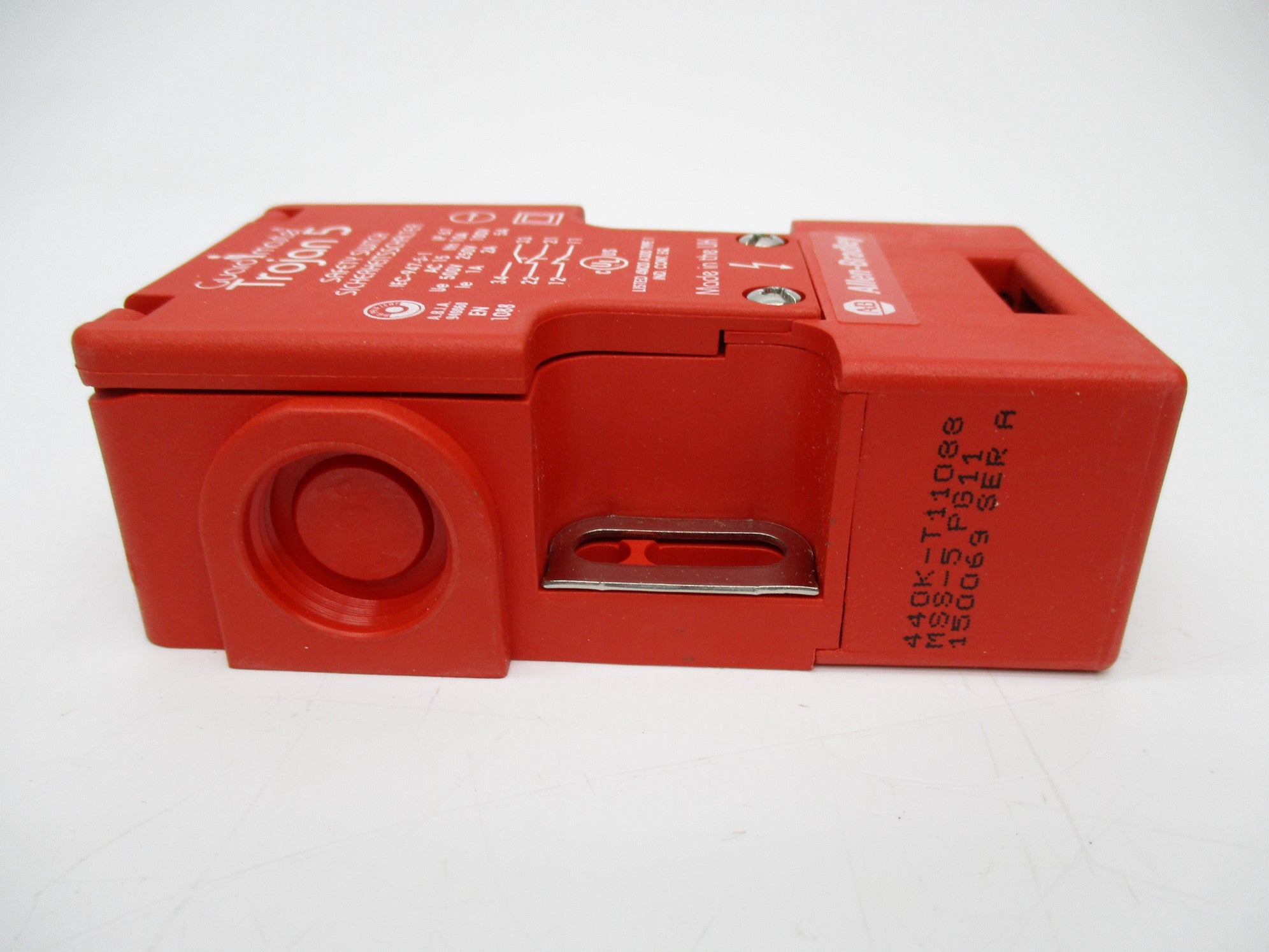 ALLEN BRADLEY 440K-T11088 SER. A (WH) NSMP