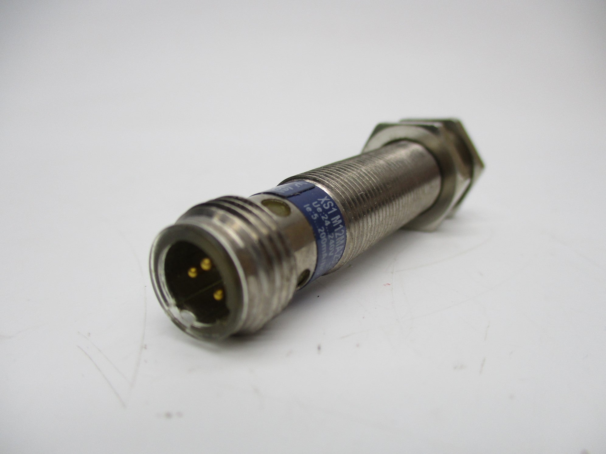 TELEMECANIQUE XS1M12MA230K 24-240V NSNP