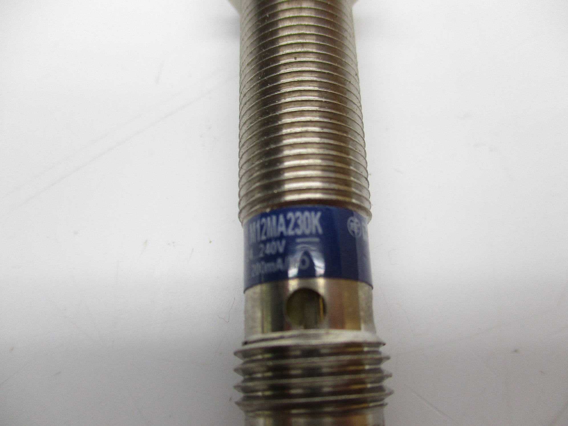 TELEMECANIQUE XS1M12MA230K 24-240V NSNP
