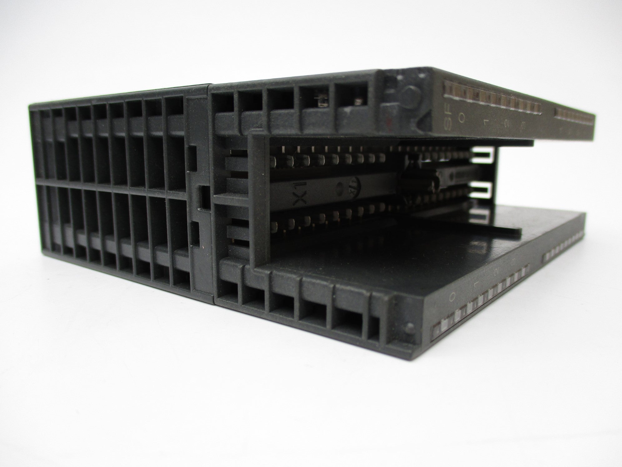 SIEMENS 6ES7322-5GH00-0AB0 UNMP