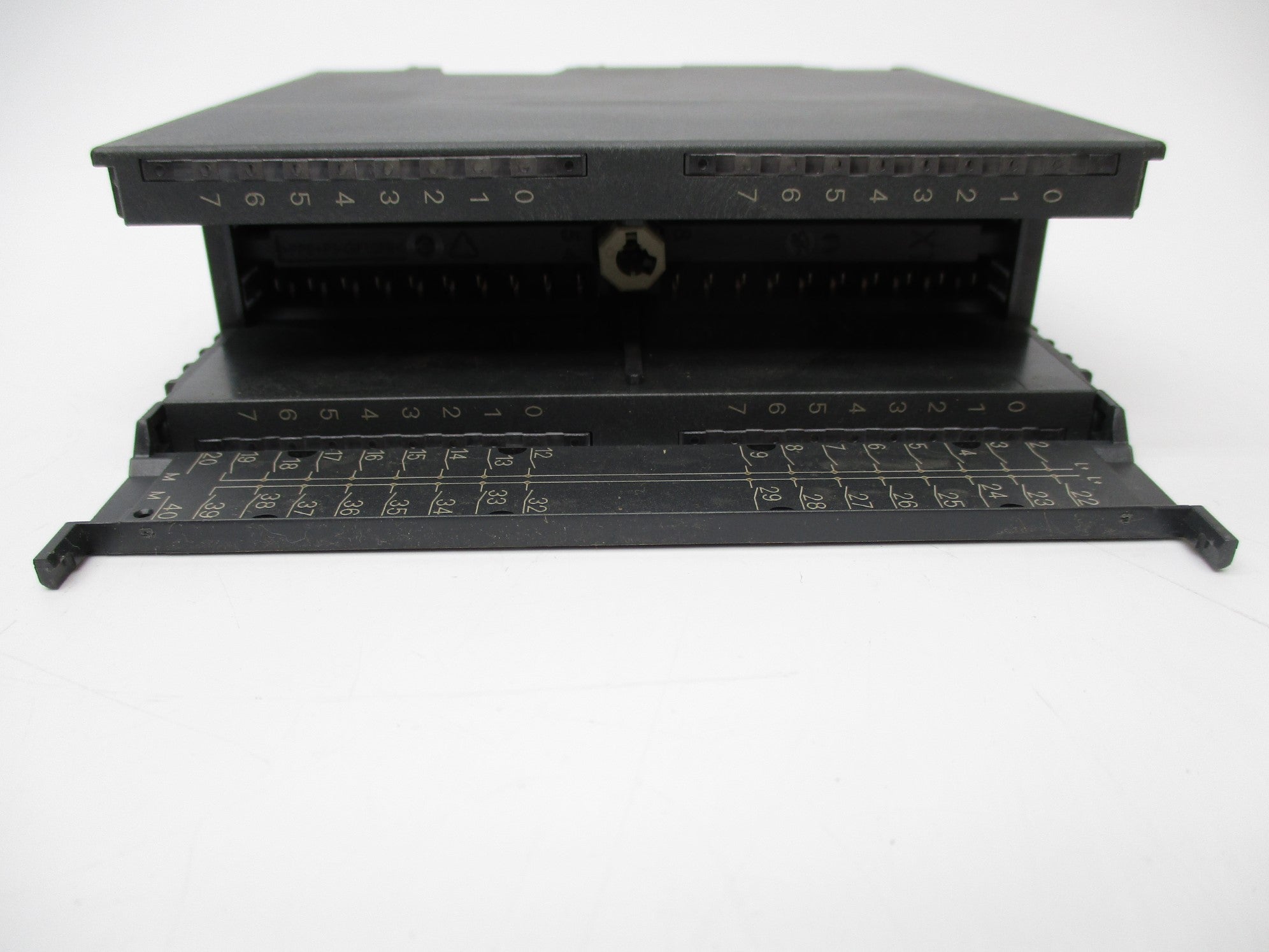 SIEMENS 6ES7321-1BL00-0AA0 24VDC (AS PICTURED) UNMP