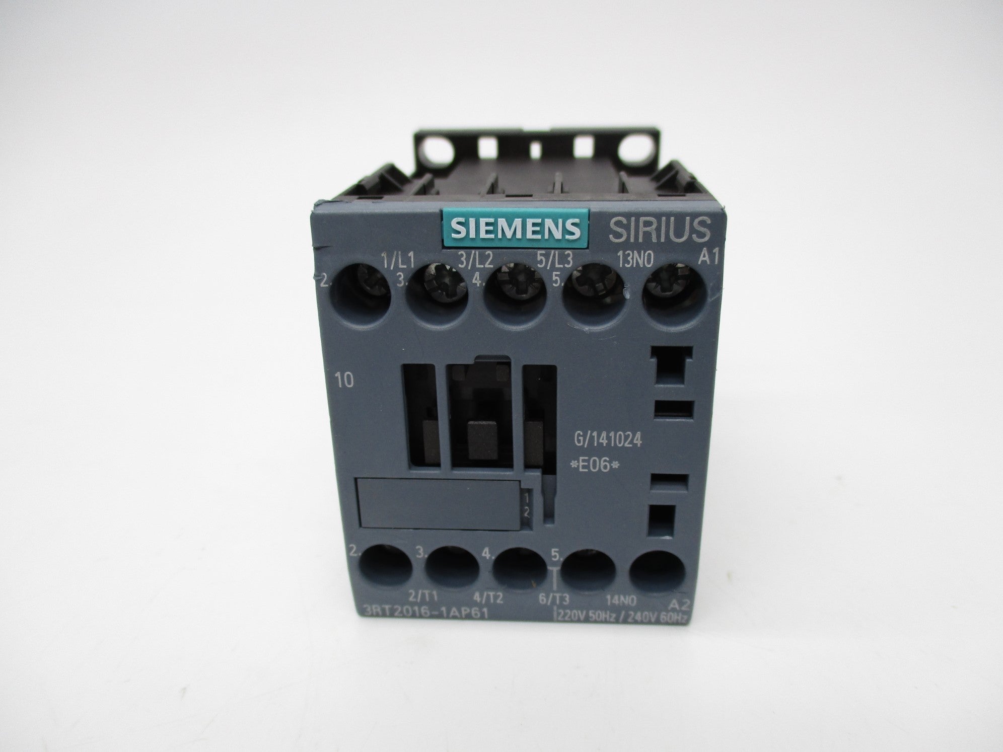 SIEMENS 3RT2016-1AP61 220/240V NSNP
