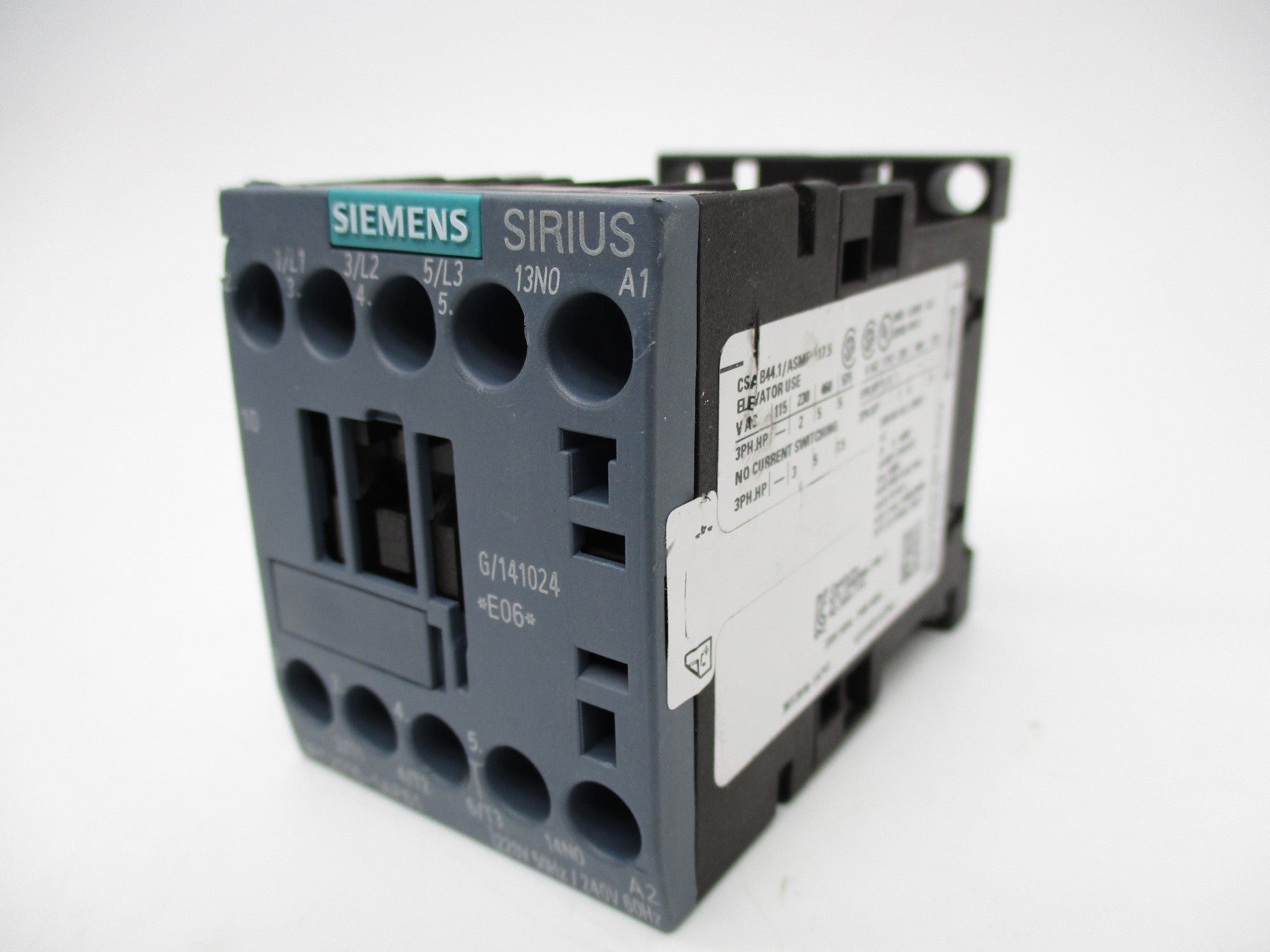 SIEMENS 3RT2016-1AP61 220/240V NSNP