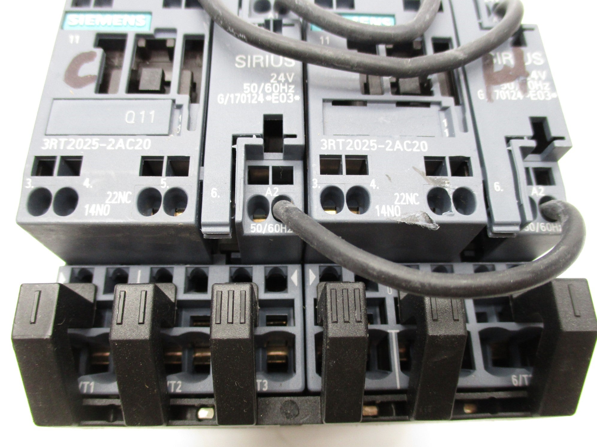 SIEMENS 3RA2325-8XB30-2AC2 24V NSNP