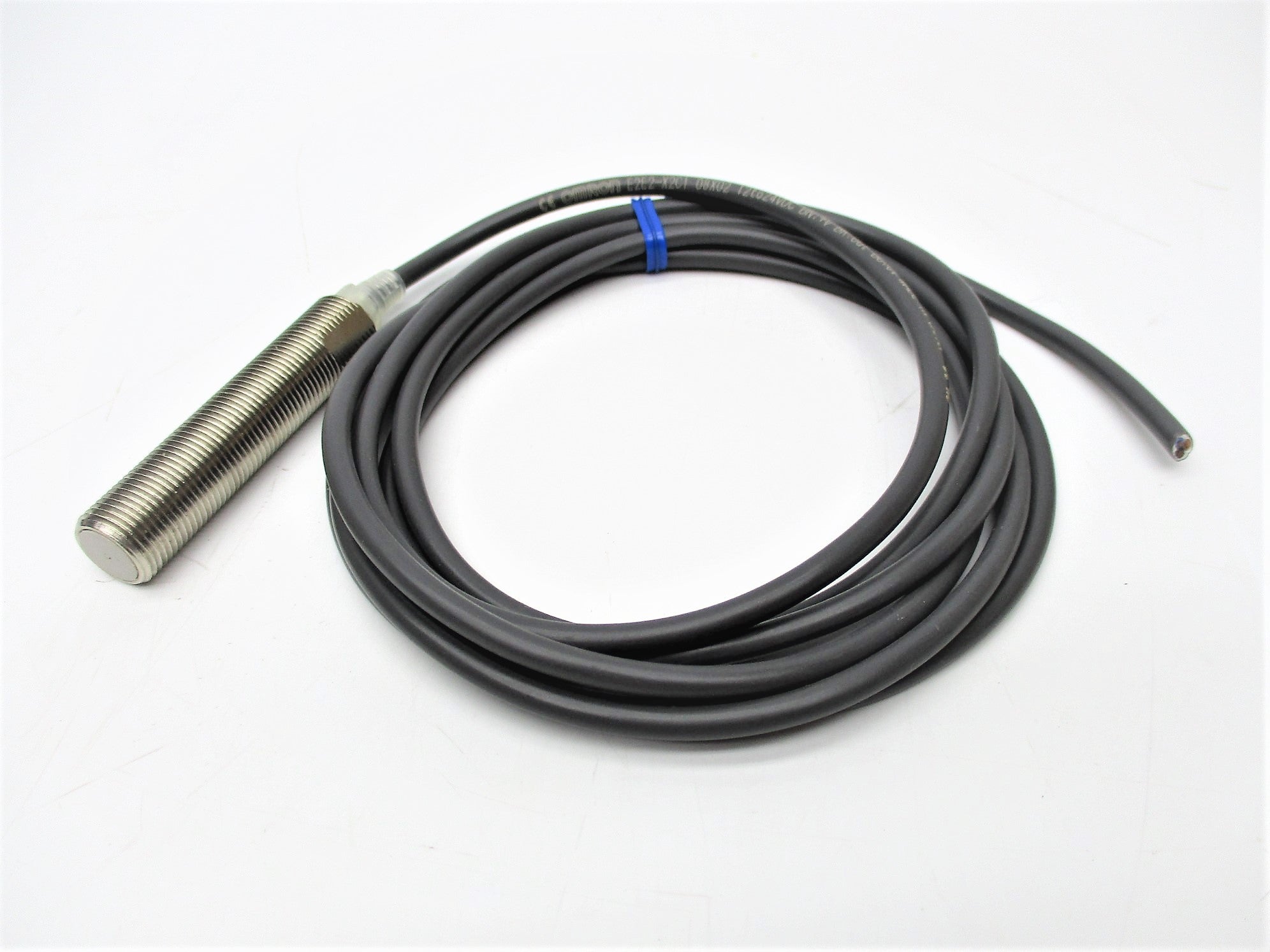 OMRON E2E2-X2C1 (AS PICTURED) NSNP