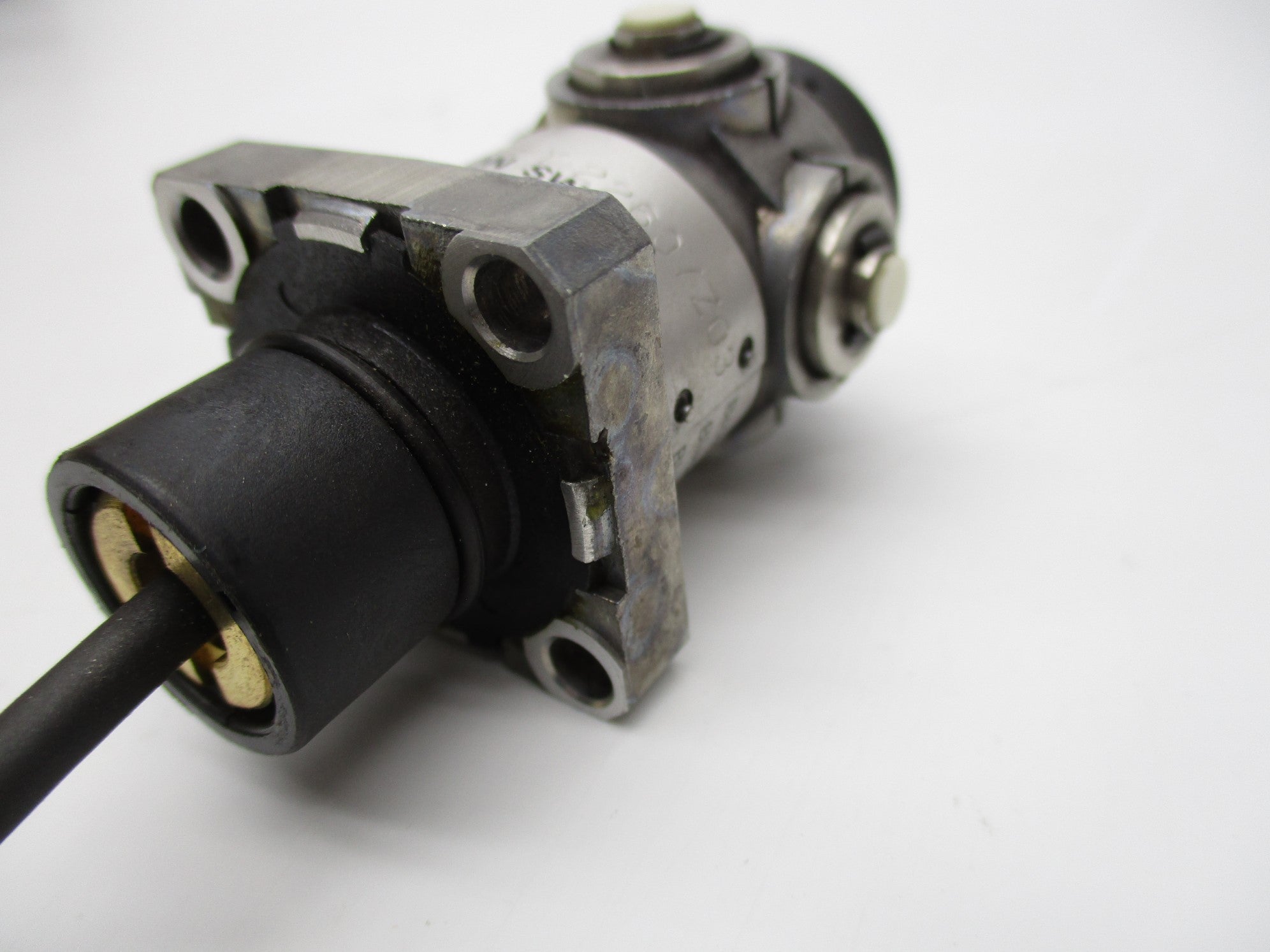 OMRON D5F-2B34C-Y NSMP