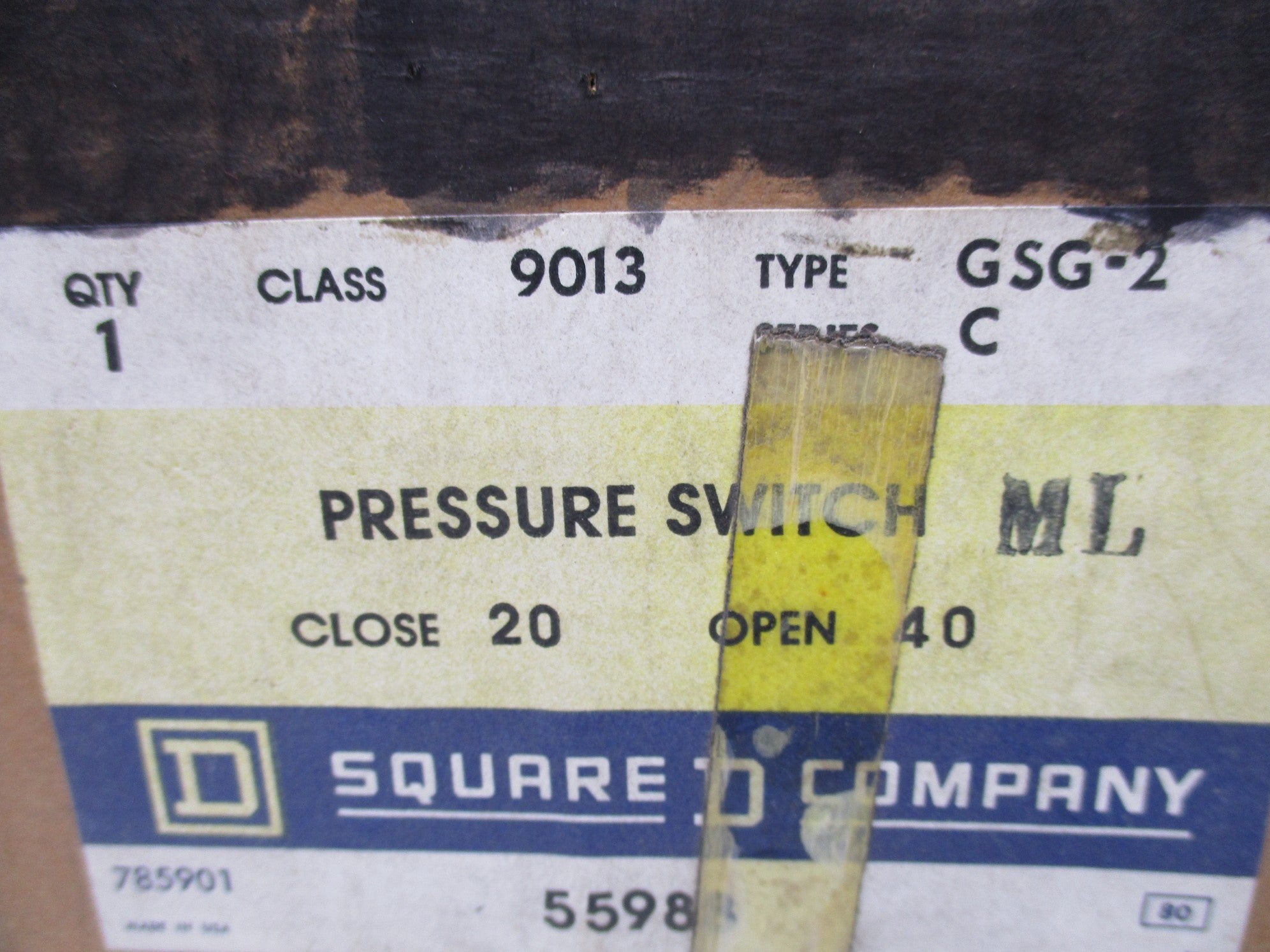 SQUARE D 9013GSG2 SER. C 20-40PSI NSMP