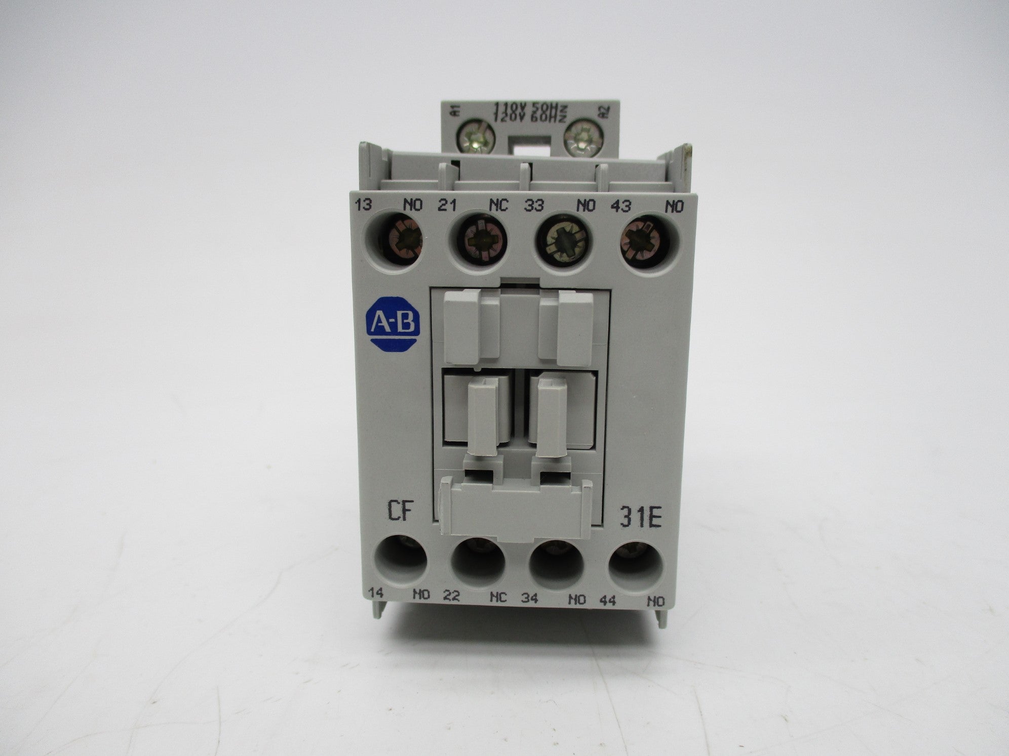 ALLEN BRADLEY 700-CF310D SER. A 110/120V (BR/WH) NSMP