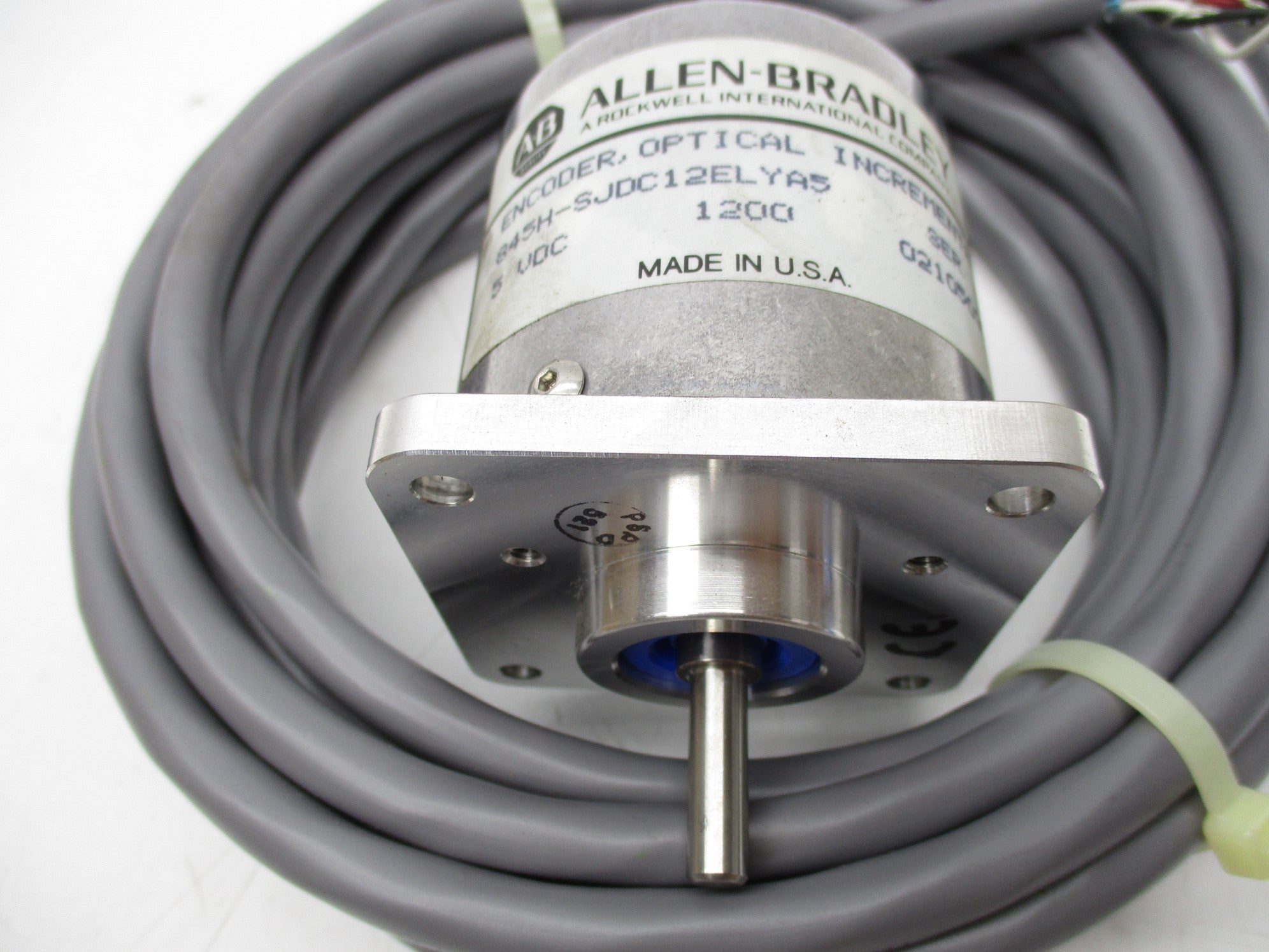 INDUSTRIAL SPARE PART 845H-SJDC12ELYA5 SER. B (BR/WH) NSMP