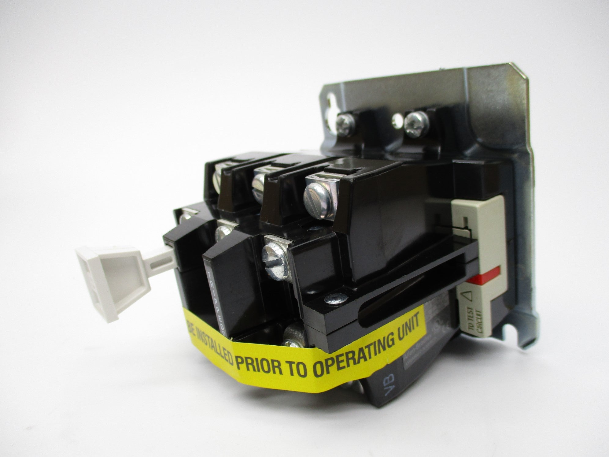 ALLEN BRADLEY 592-BOV16 SER. B 600V NSNP