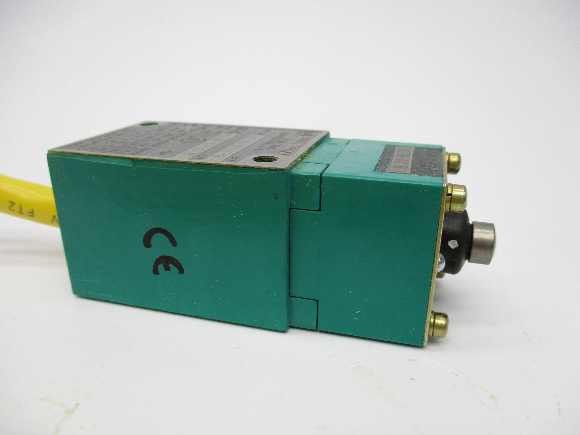 INDUSTRIAL SPARE PART 802M-BY12 SER. B (BR/YL) NSMP