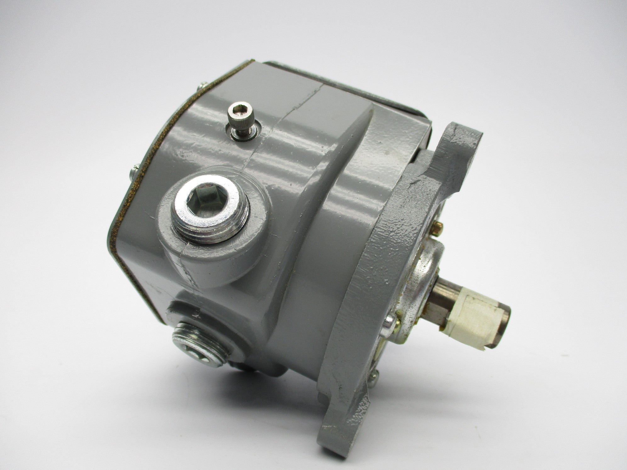 INDUSTRIAL SPARE PART 808-M2X1 SER. F (BR/WH) NSMP