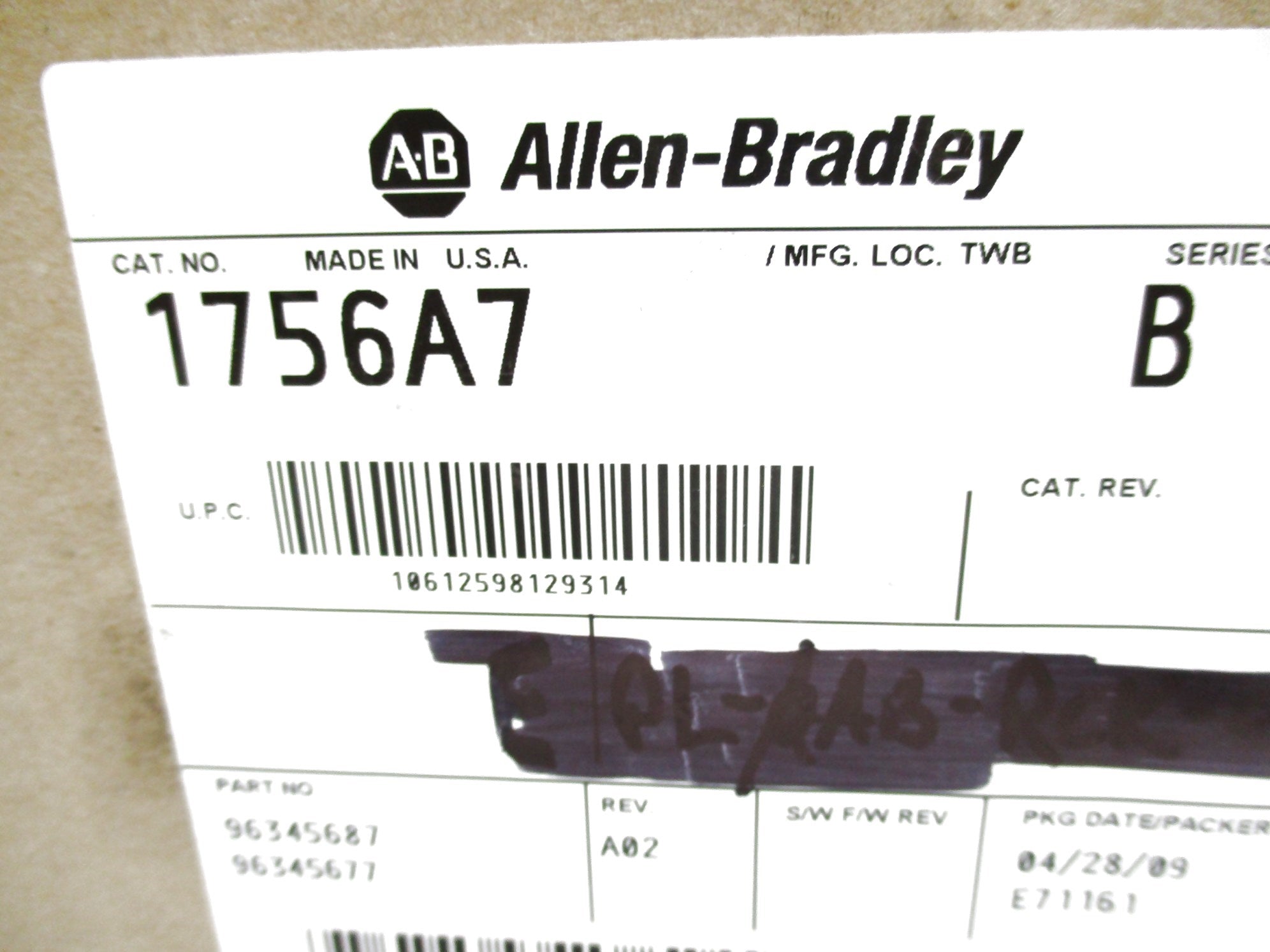 ALLEN BRADLEY 1756-A7 SER. B NSMP