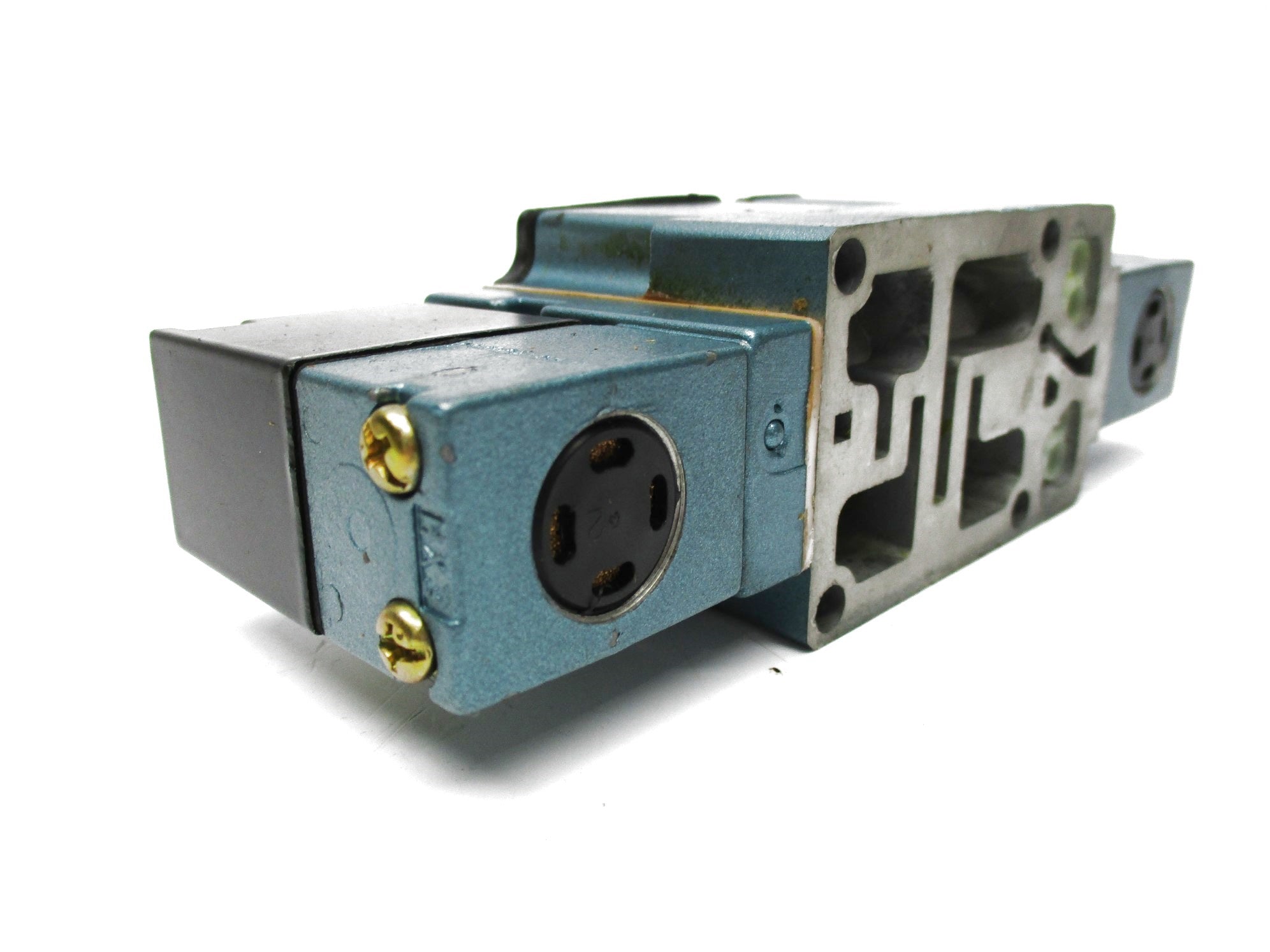 MAC 6221C-000-PM-111DA 120/60 110/50 25-150PSI NSMP